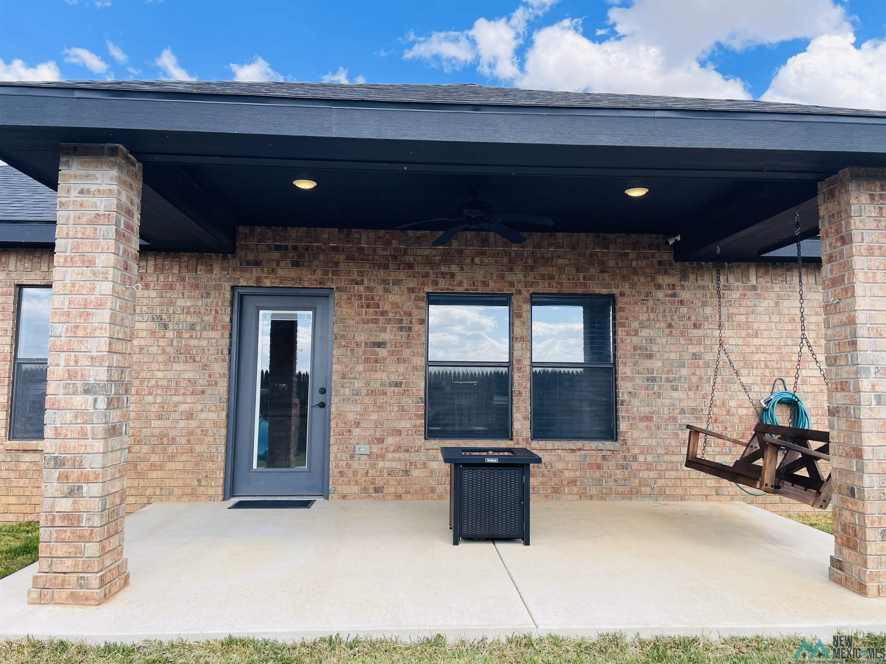 3304 Northglen Drive