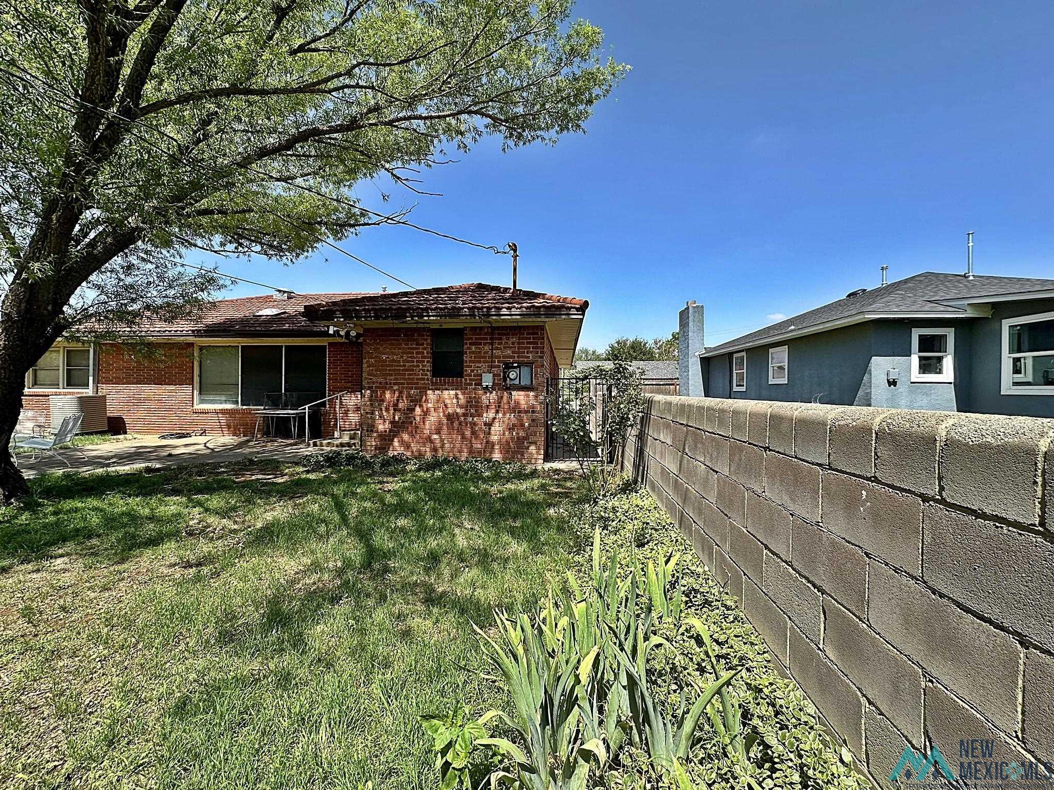 2709 Gidding Street