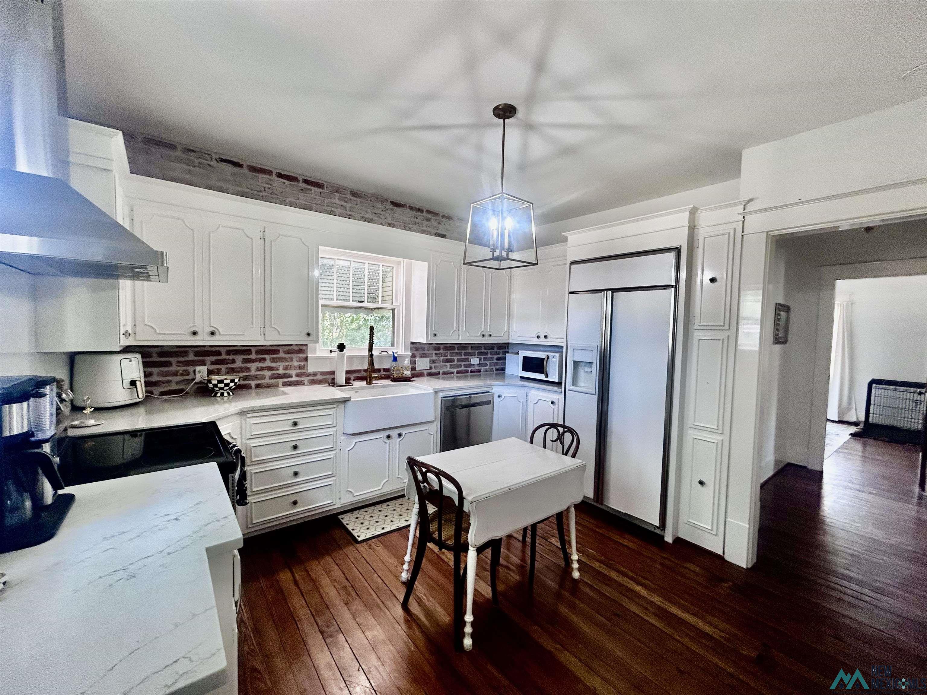 710 4th Street