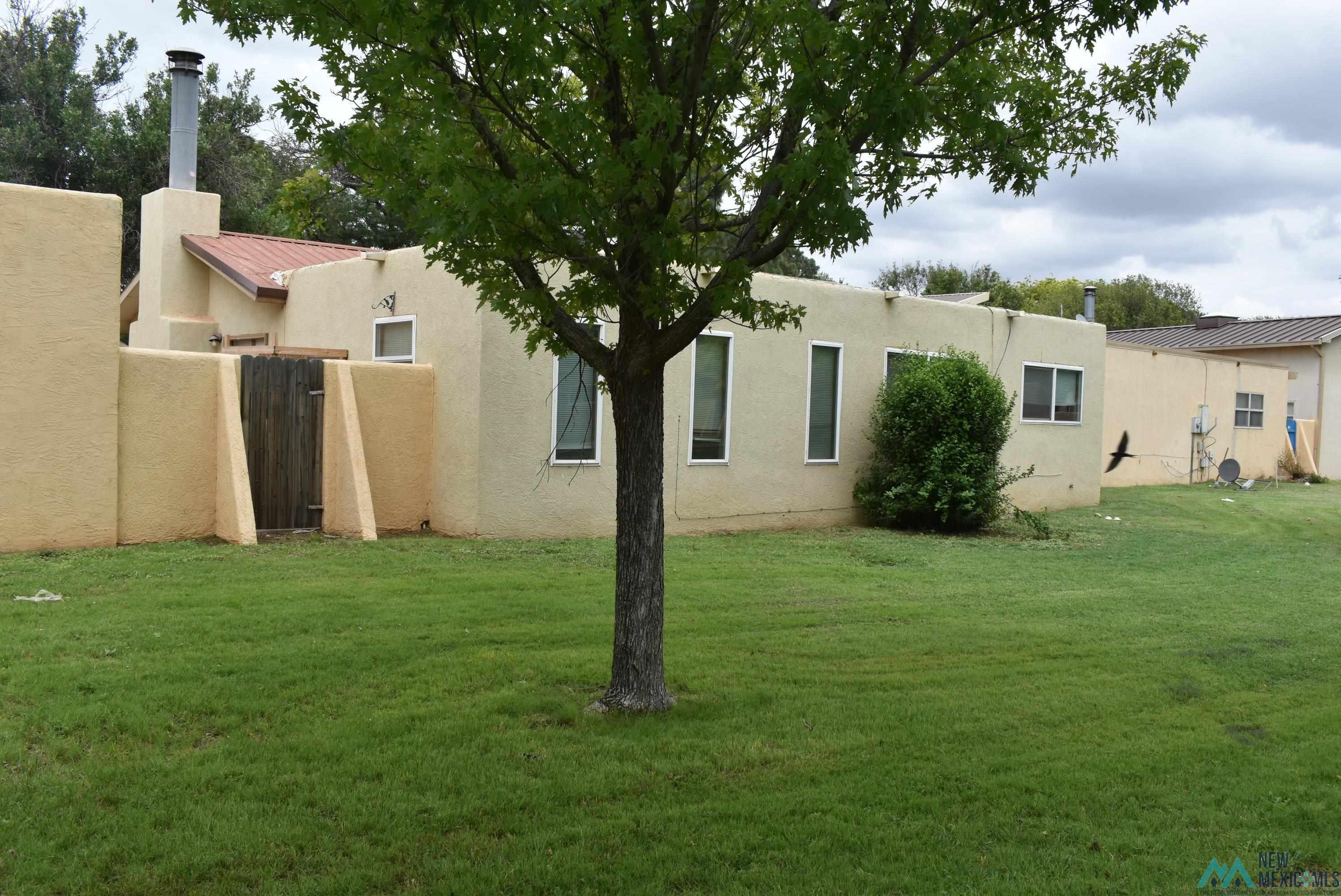 27 Paseo Village