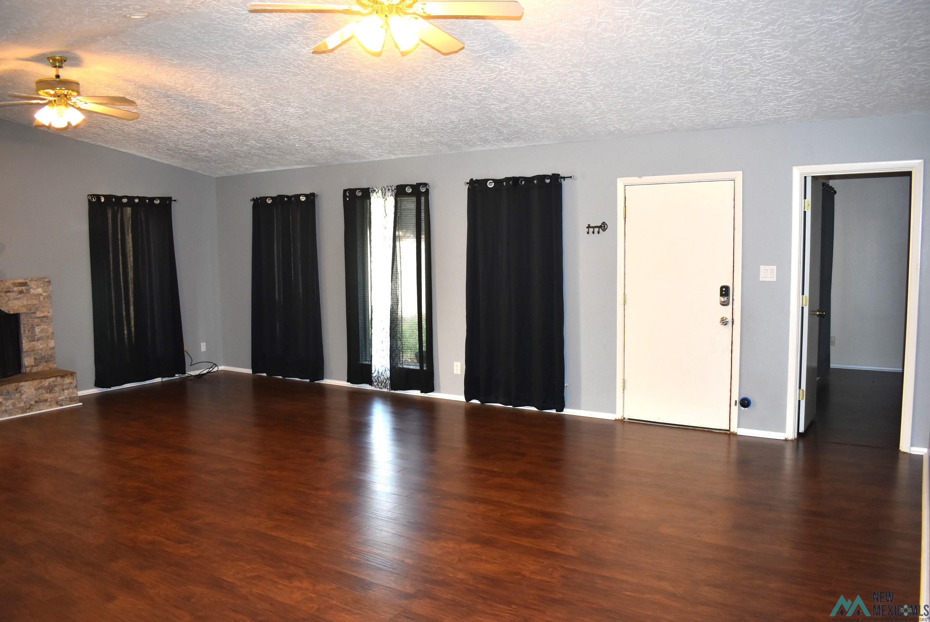 27 Paseo Village