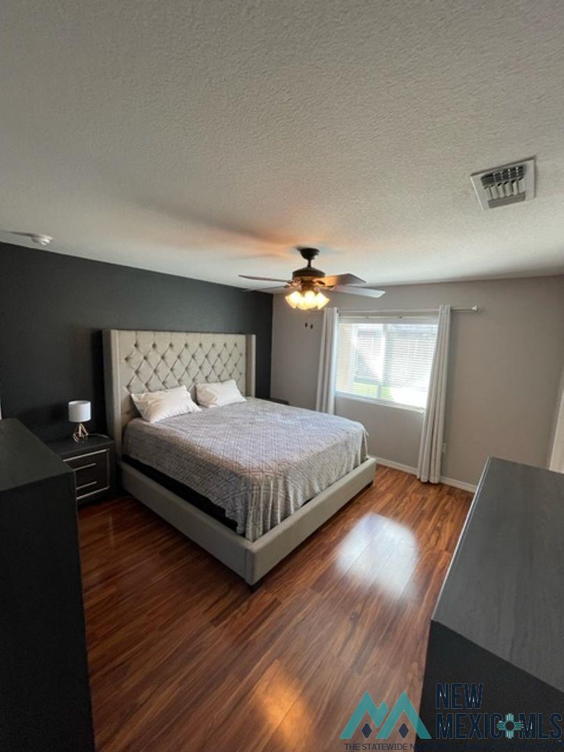 1720 College Park Drive