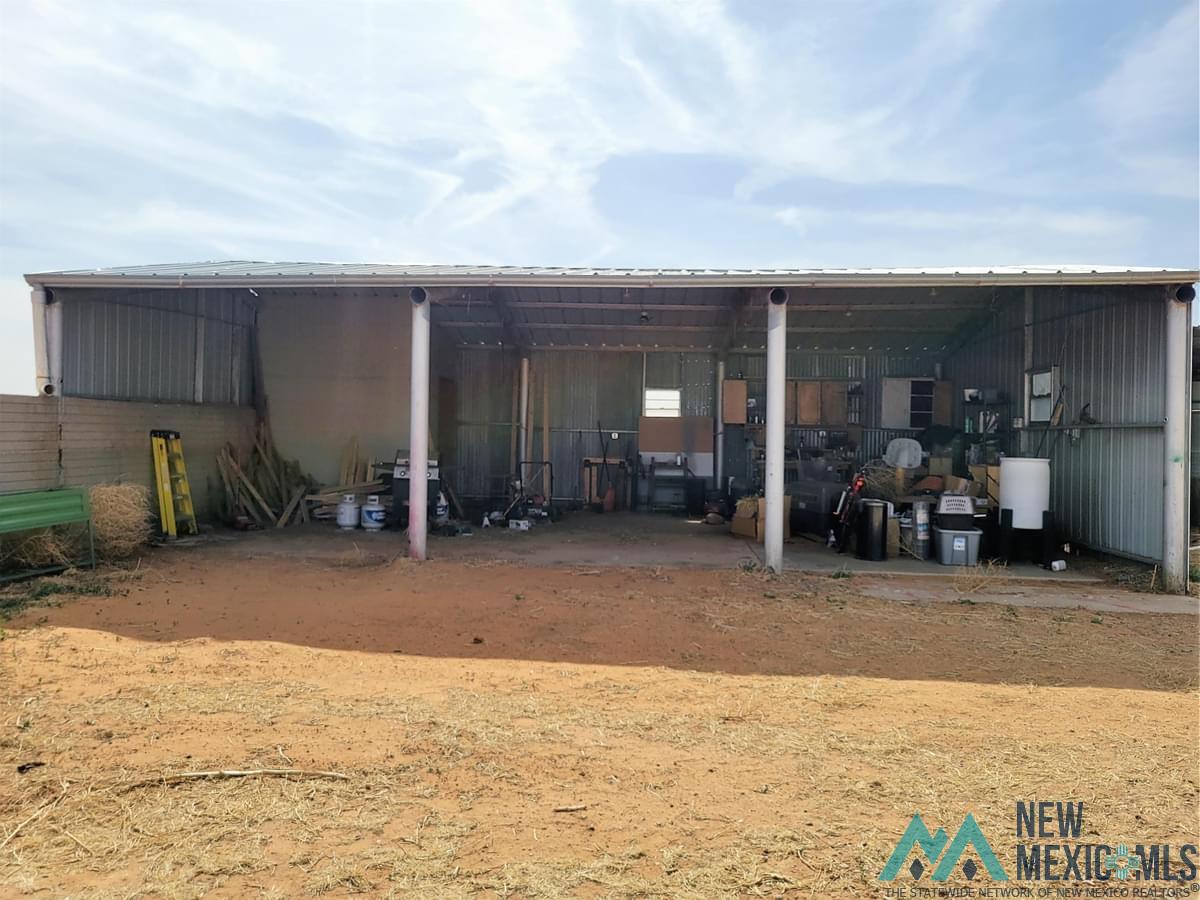 470 S Roosevelt Road X