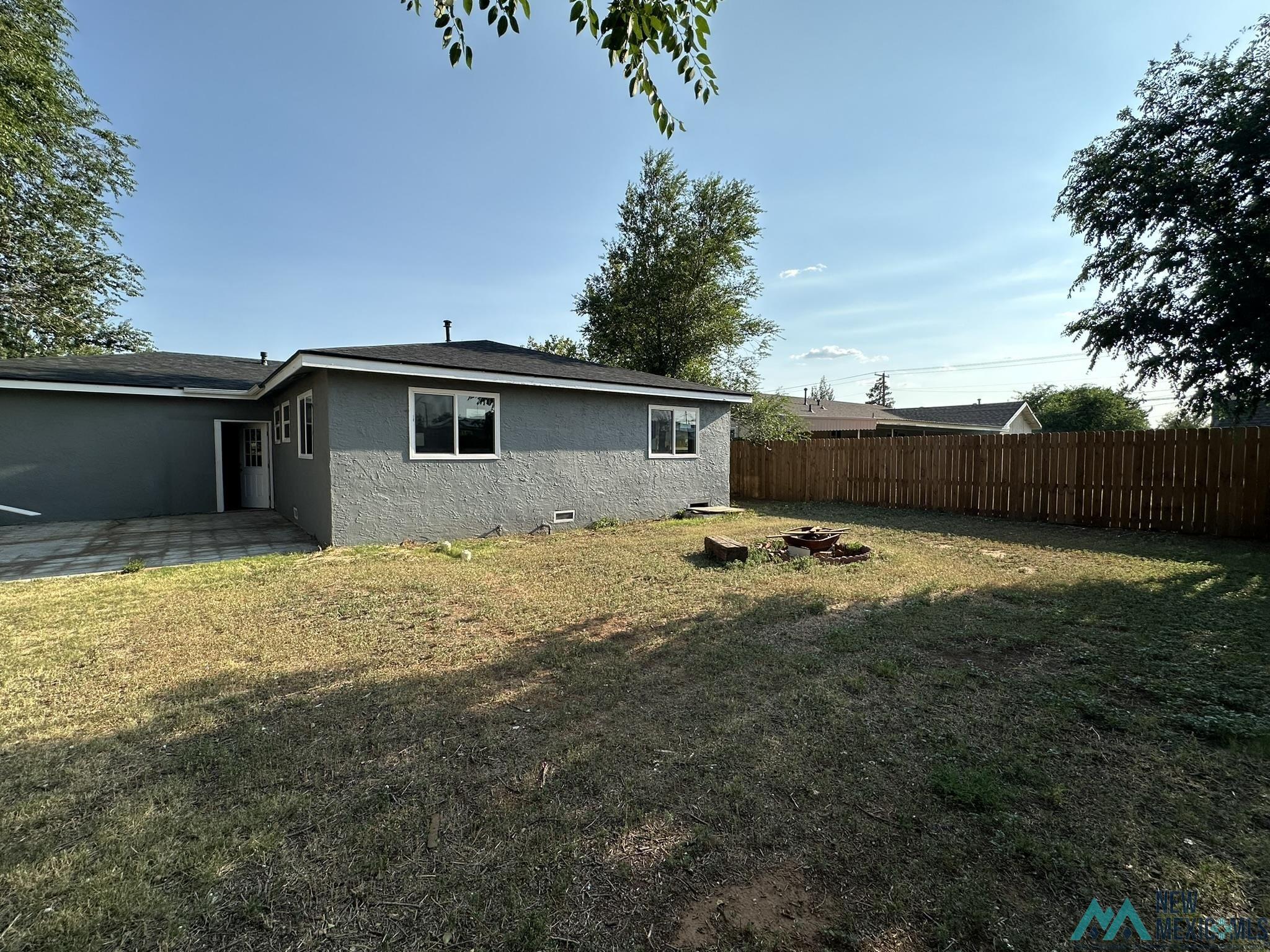 612 Prairieview Drive