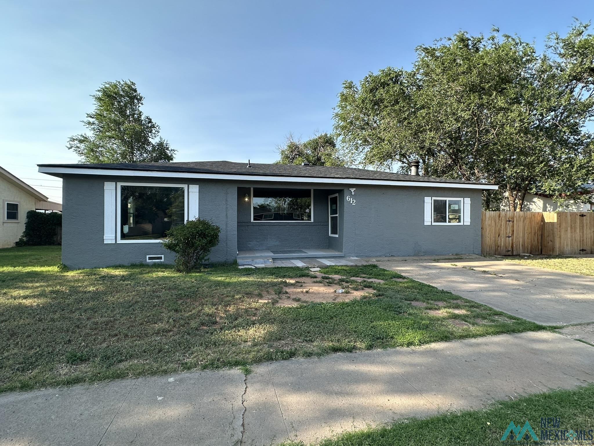 612 Prairieview Drive
