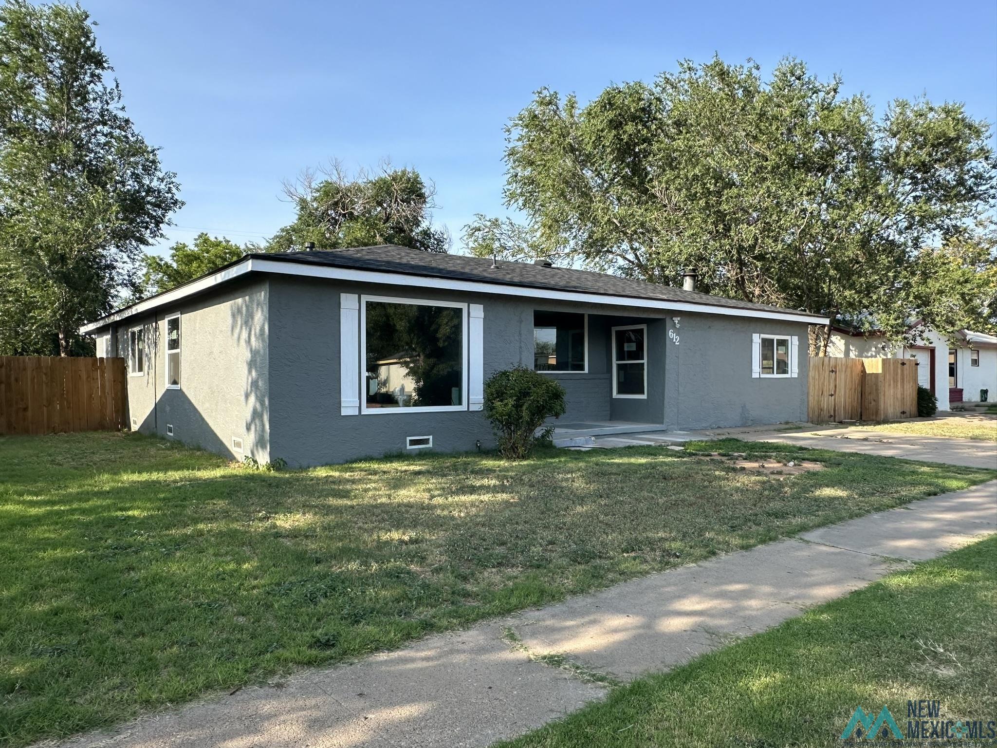 612 Prairieview Drive