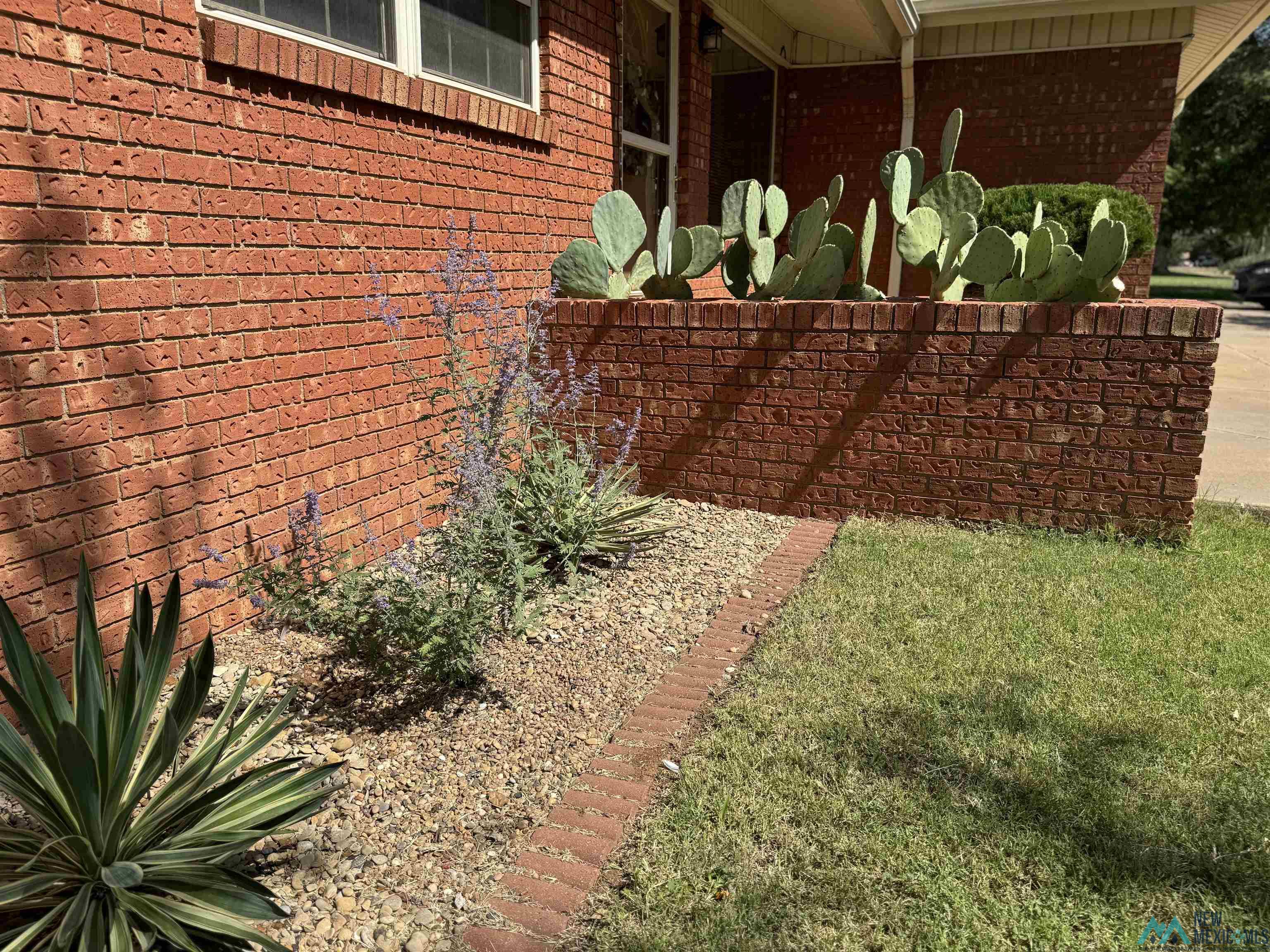 2112 Echols Avenue
