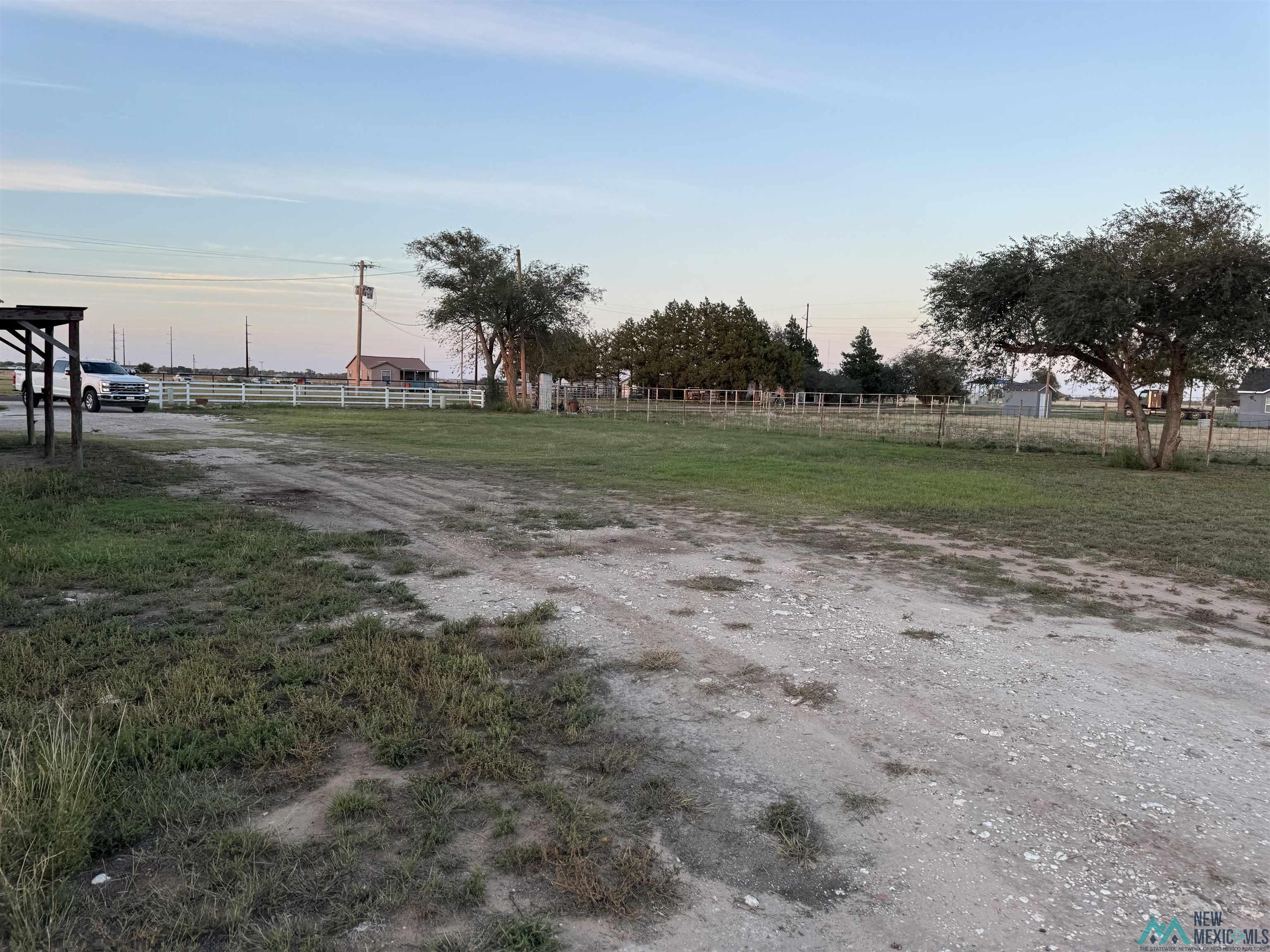 1661 S Roosevelt Road 6 Road