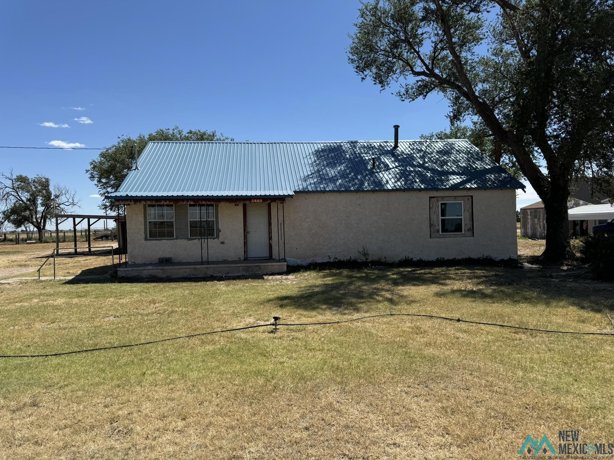 1661 S Roosevelt Road 6 Road