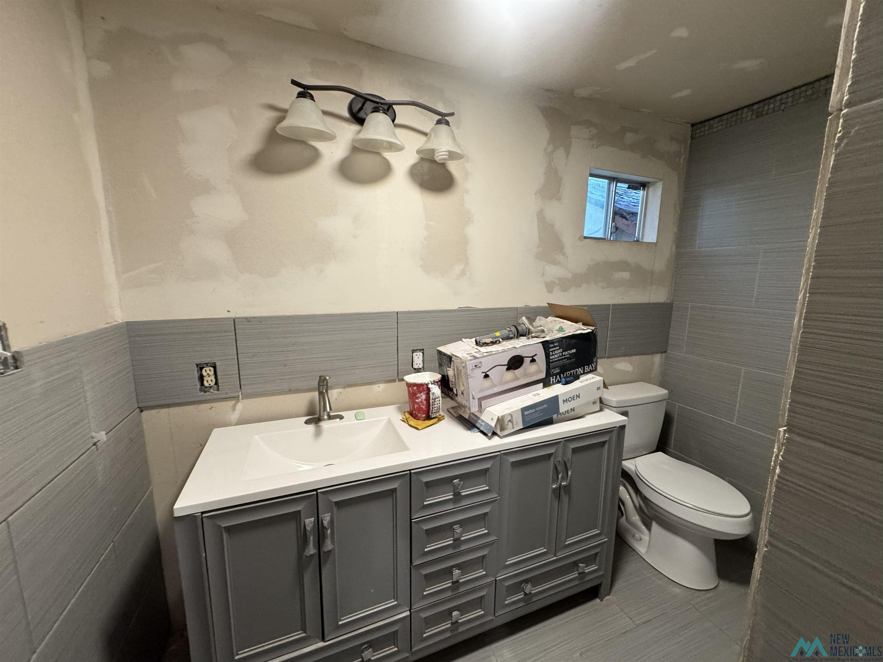 1661 S Roosevelt Road 6 Road