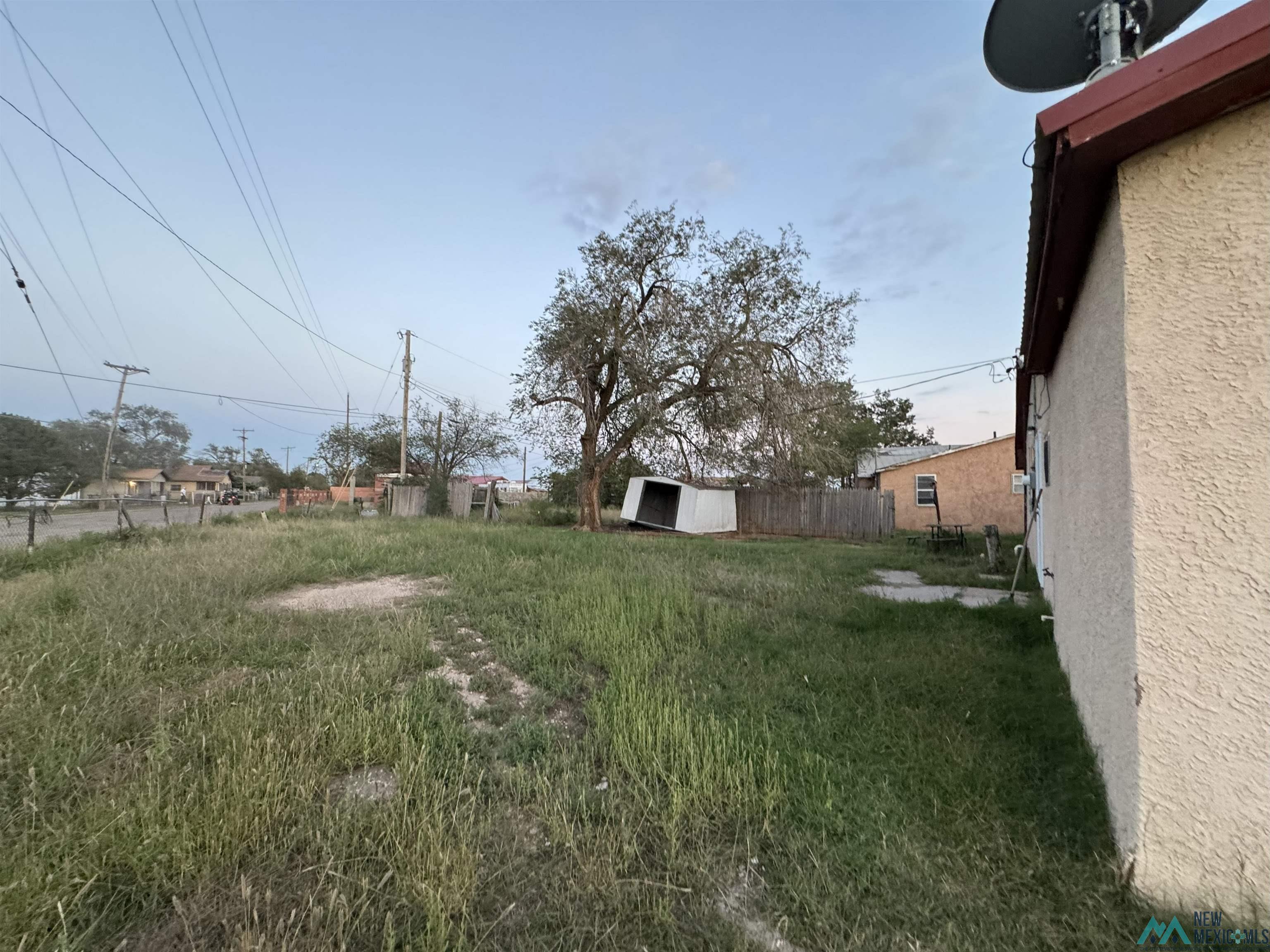 1661 S Roosevelt Road 6 Road