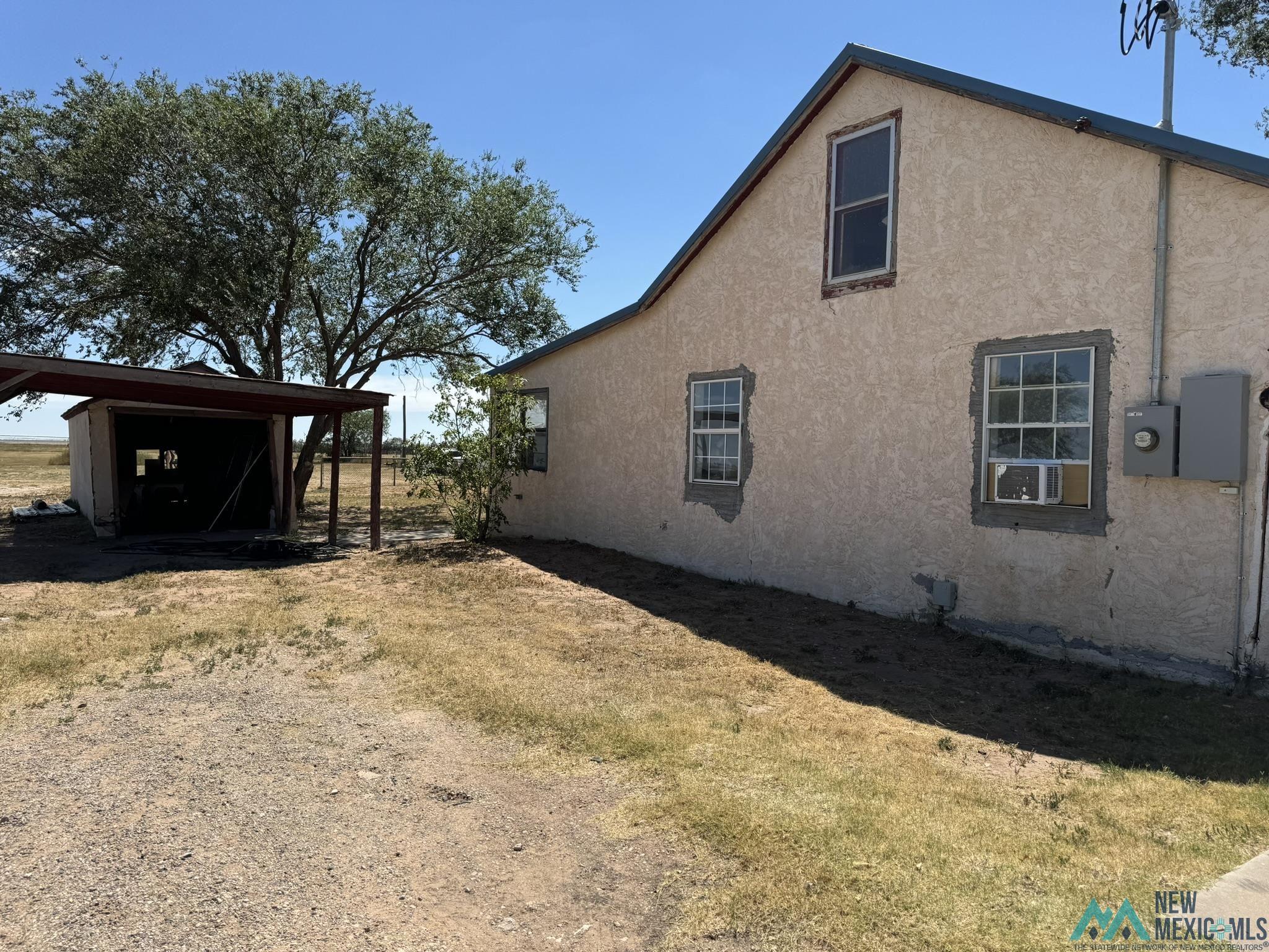 1661 S Roosevelt Road 6 Road