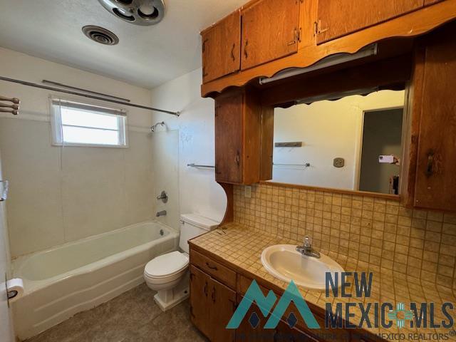 801 W Yucca Drive