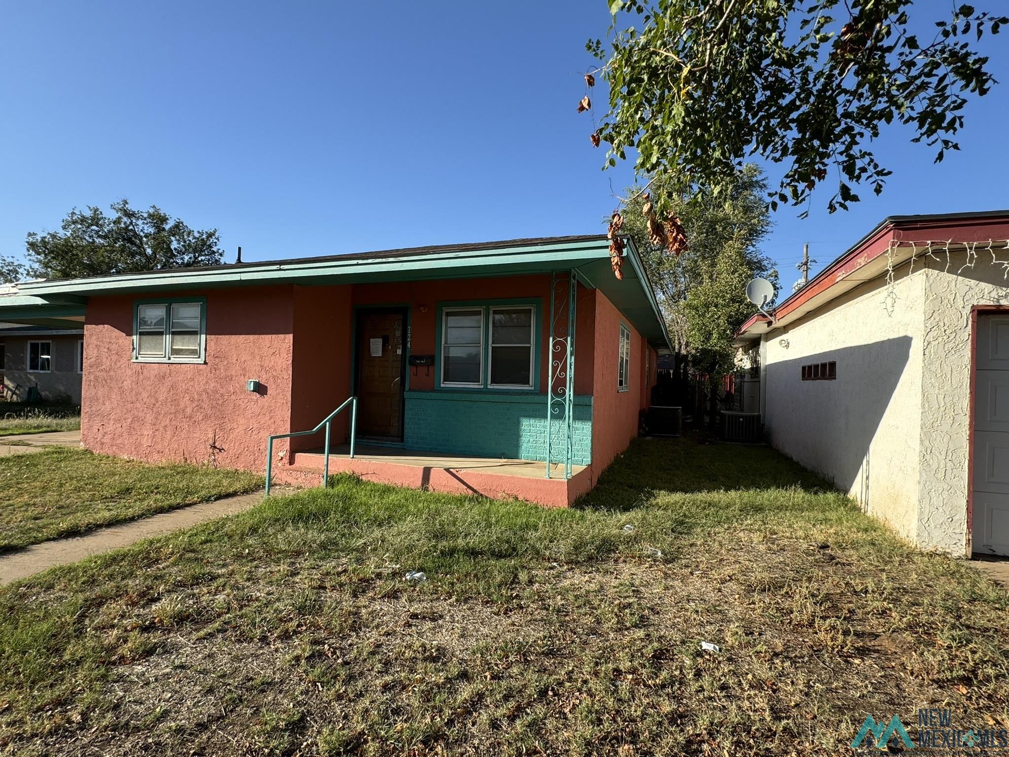 724 Sandia Drive