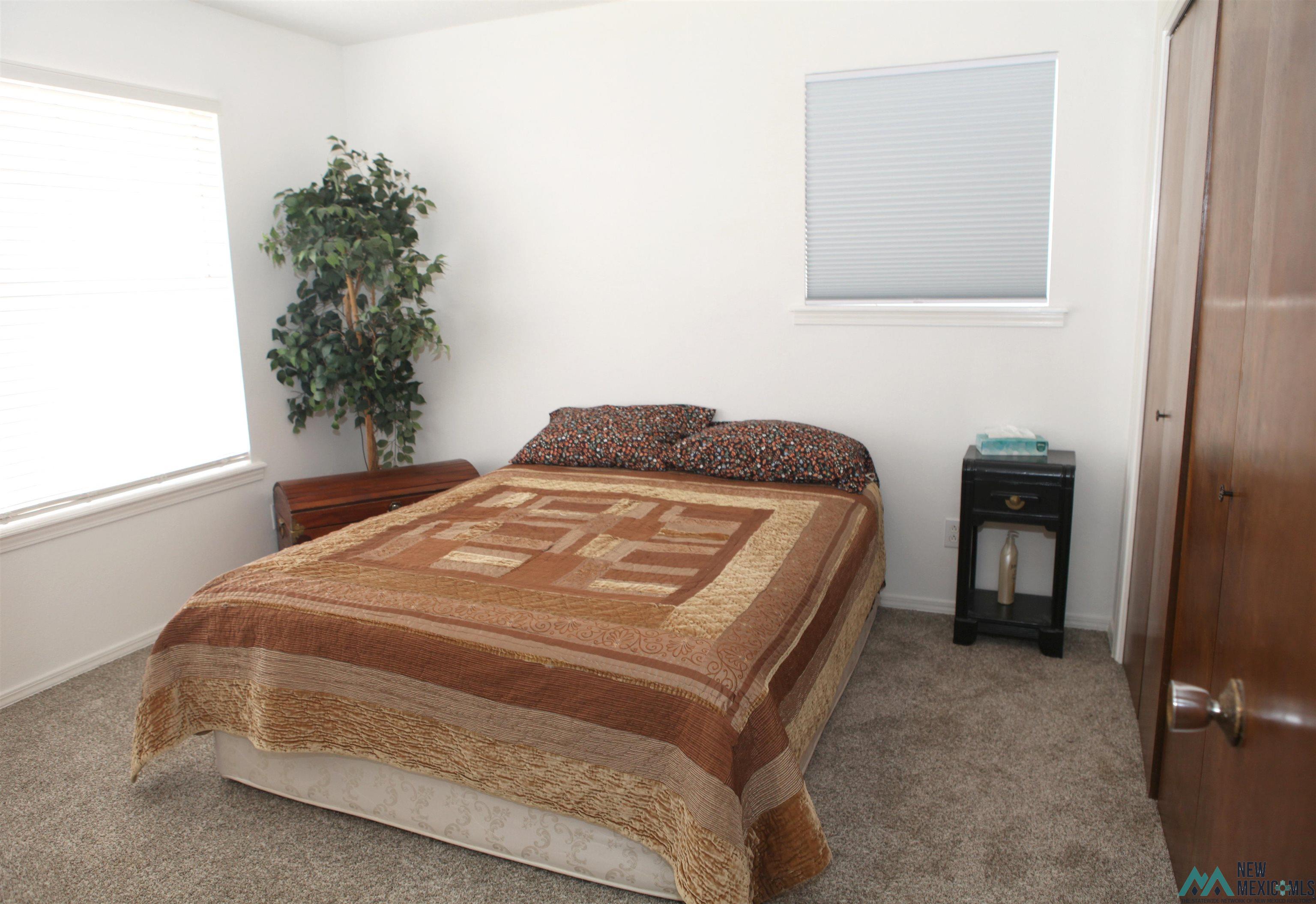 426 W Mesa Vista Street