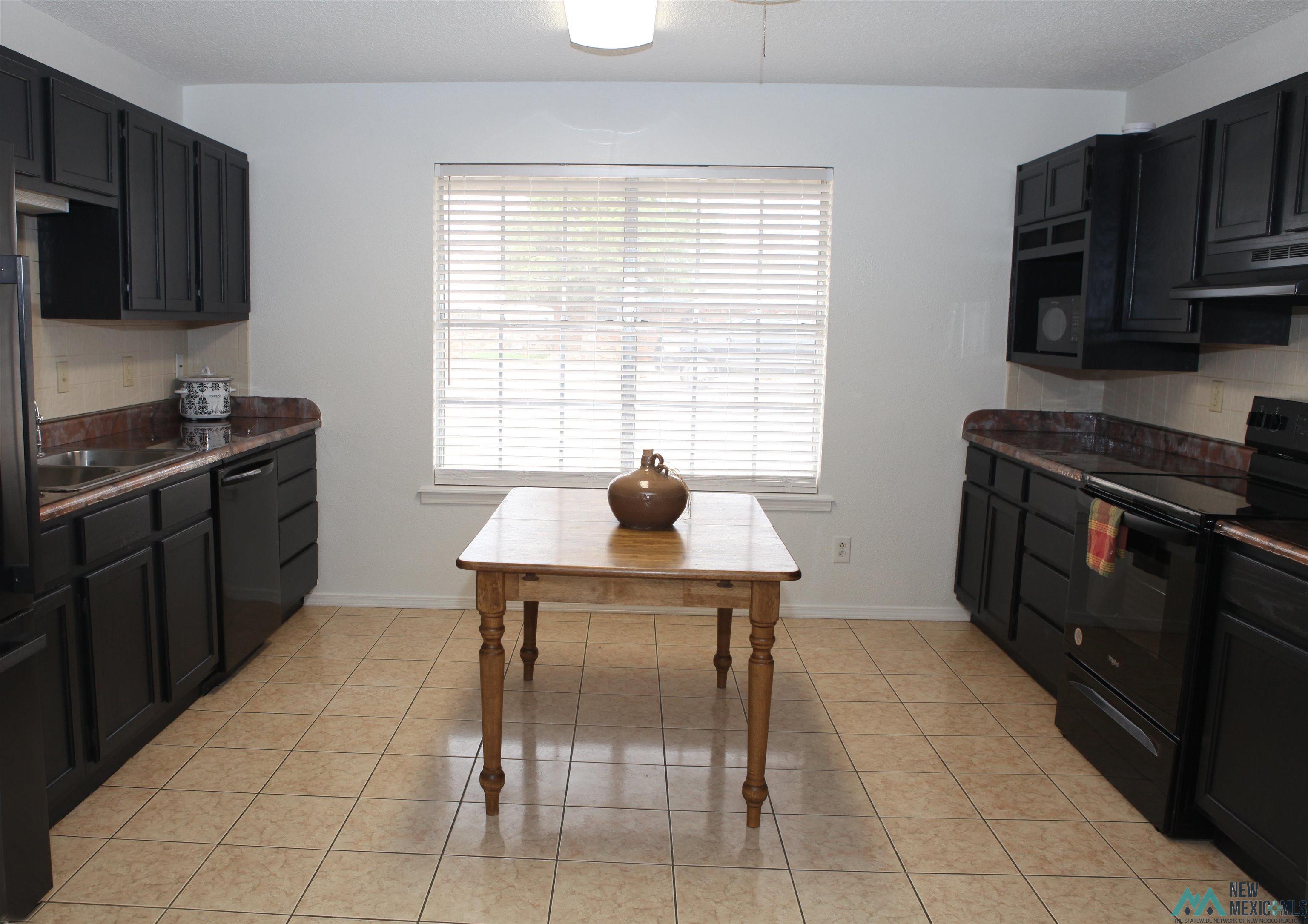 426 W Mesa Vista Street