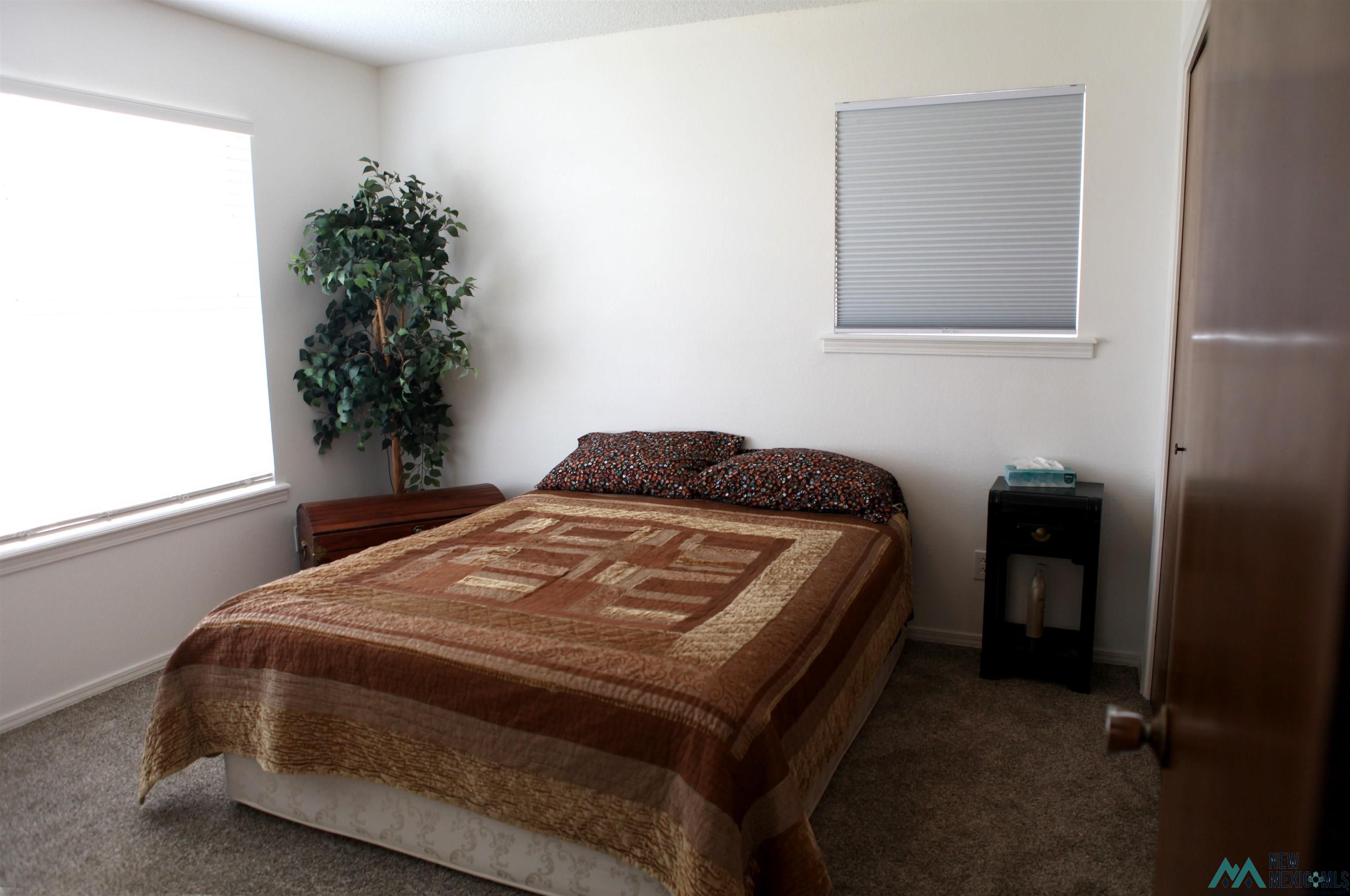 426 W Mesa Vista Street