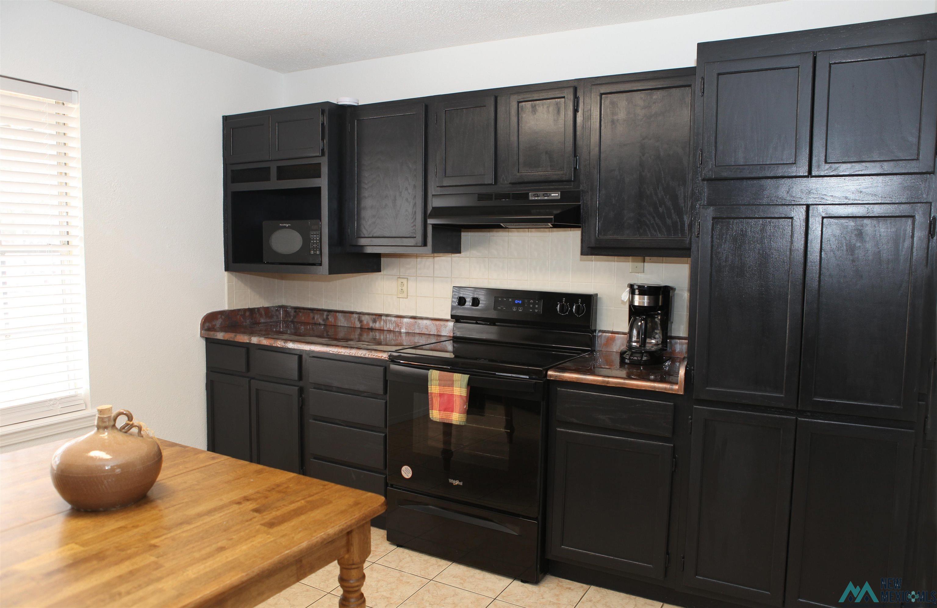 426 W Mesa Vista Street