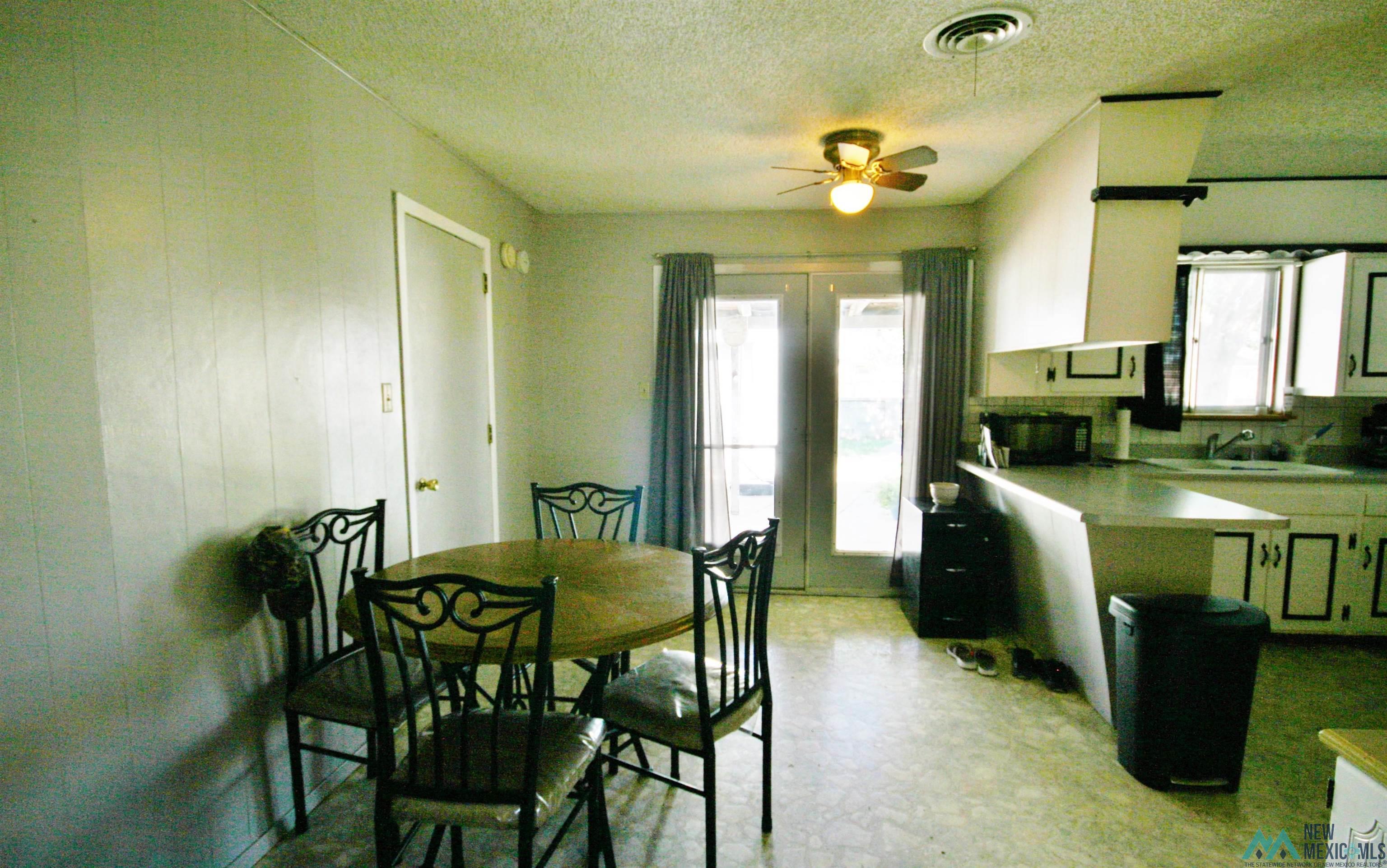 605 Sunland Drive