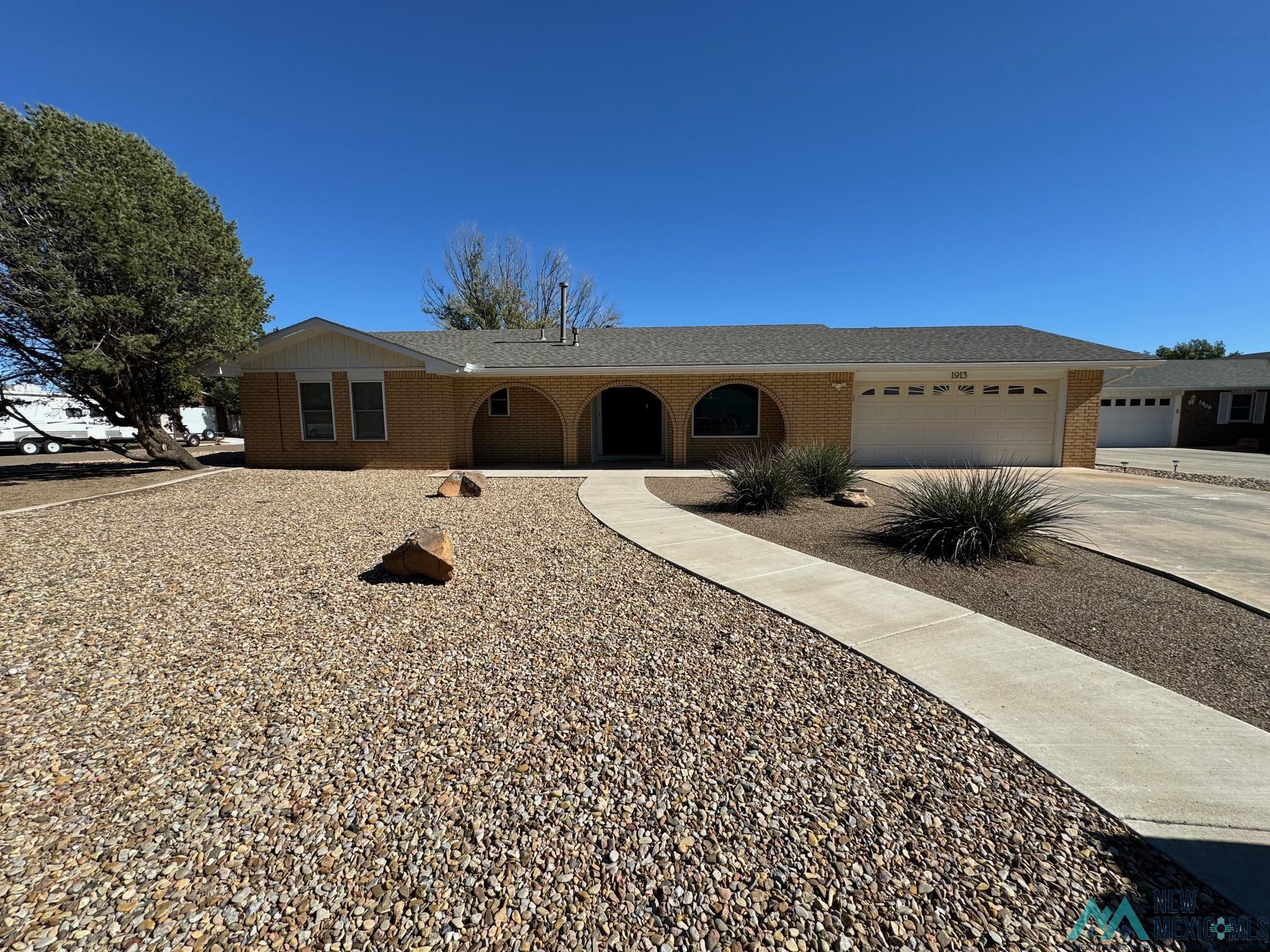 1913 Fairway Terrace Drive
