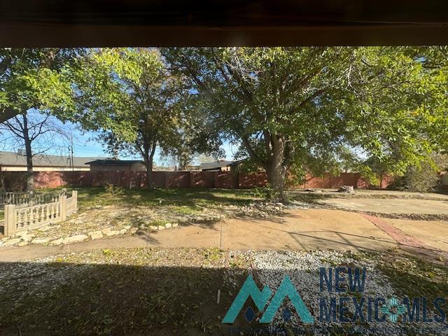 816 W 19th Street