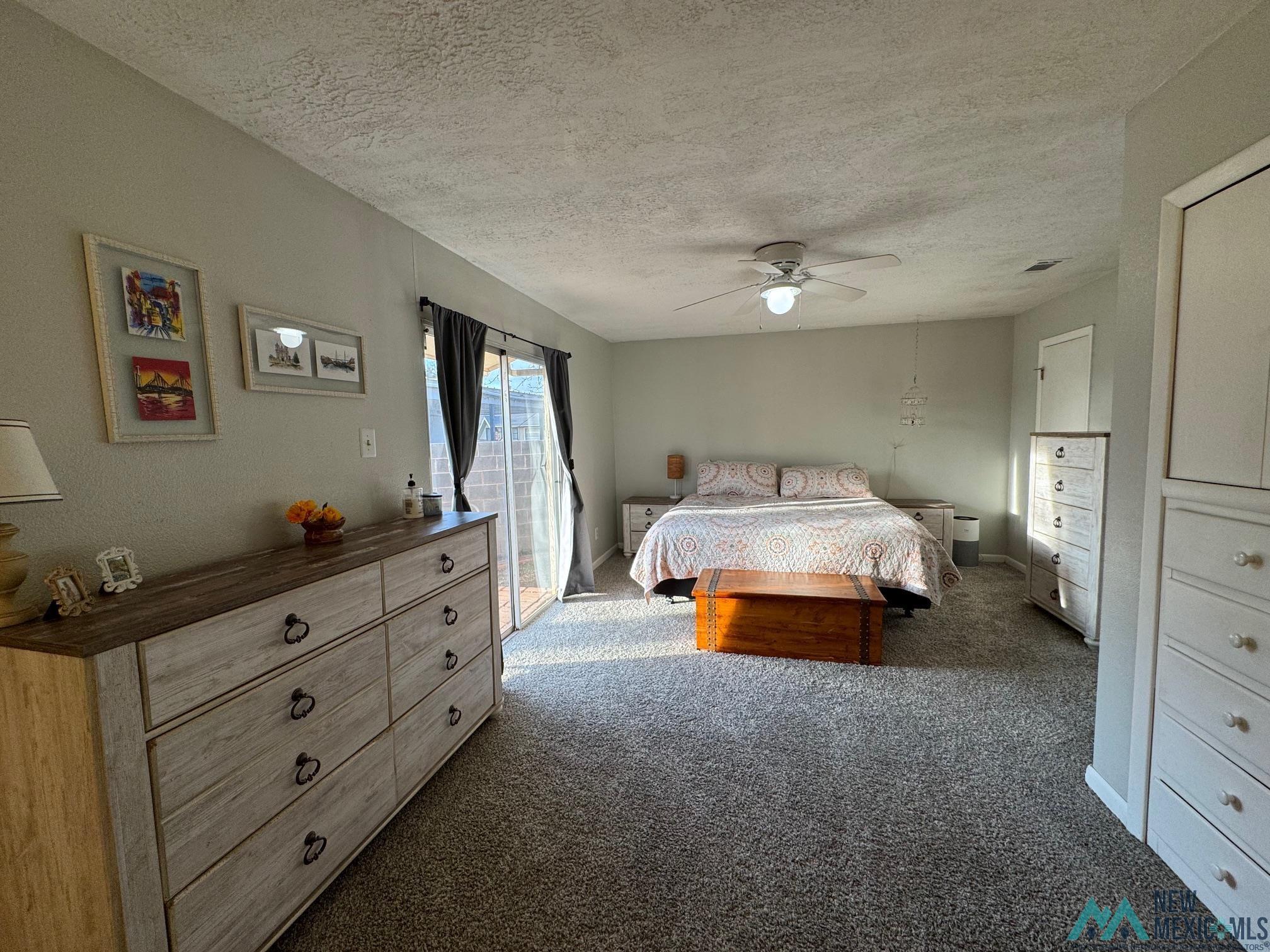 2916 Mandell Circle
