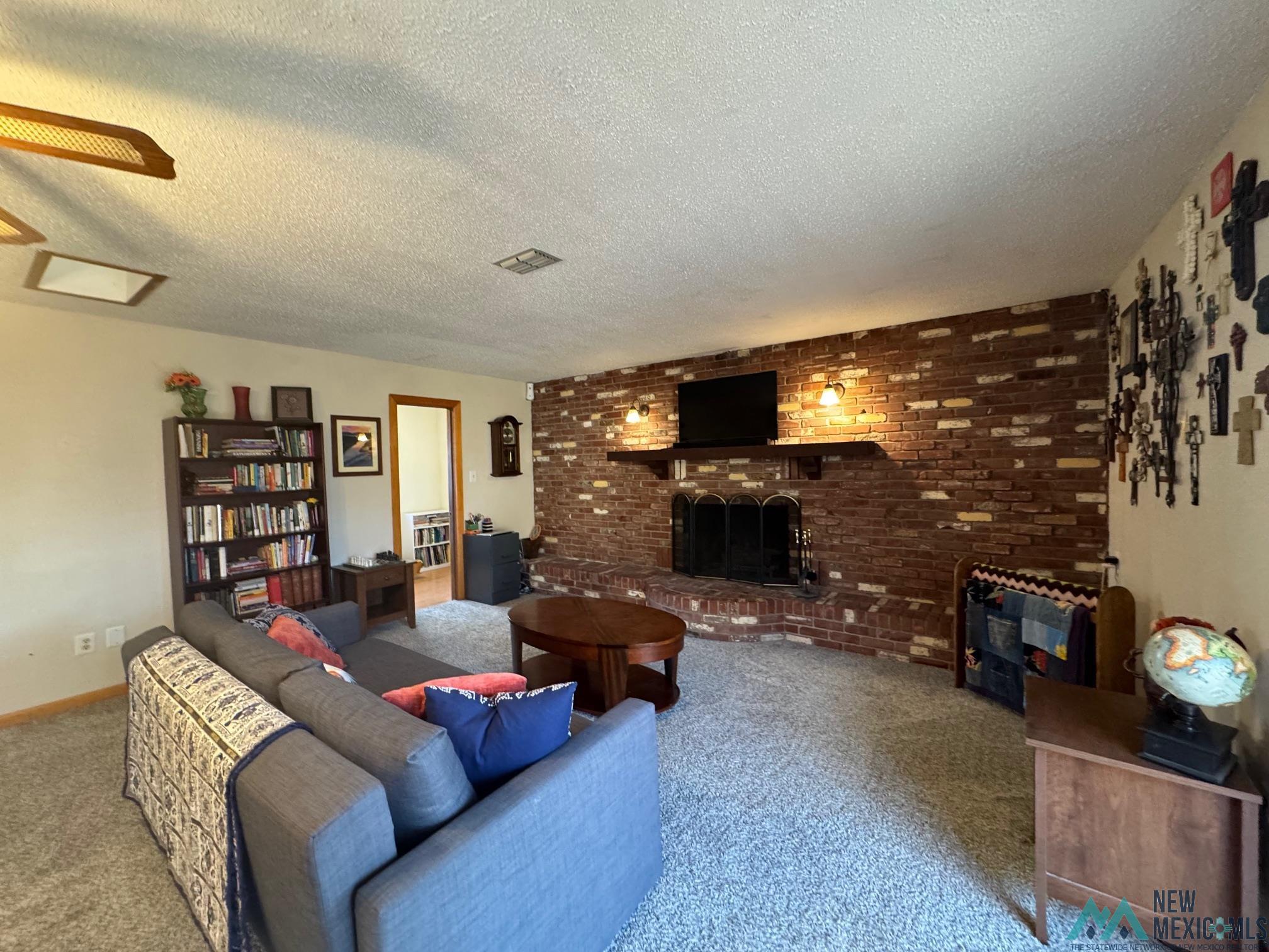 2916 Mandell Circle