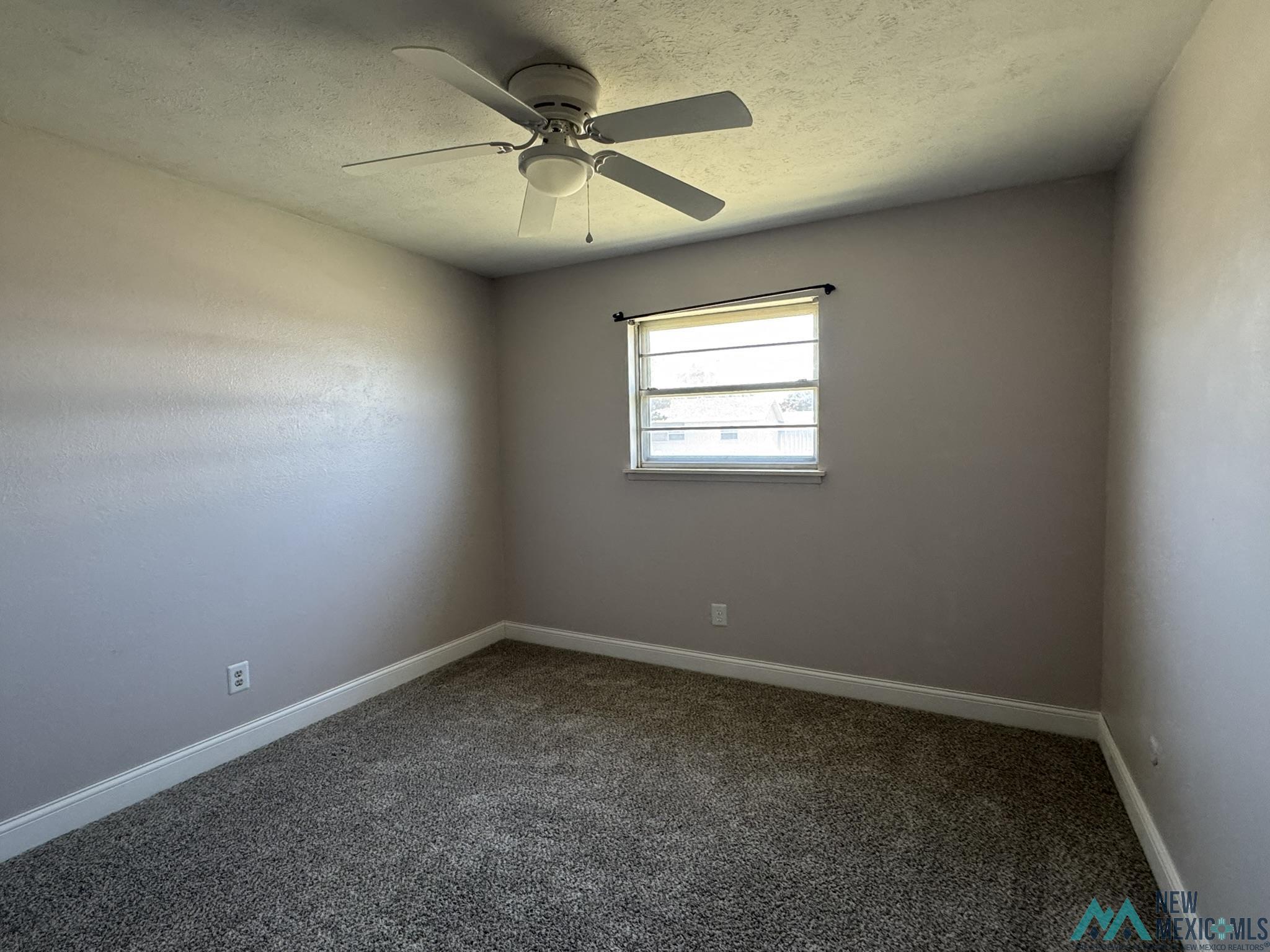 2916 Mandell Circle