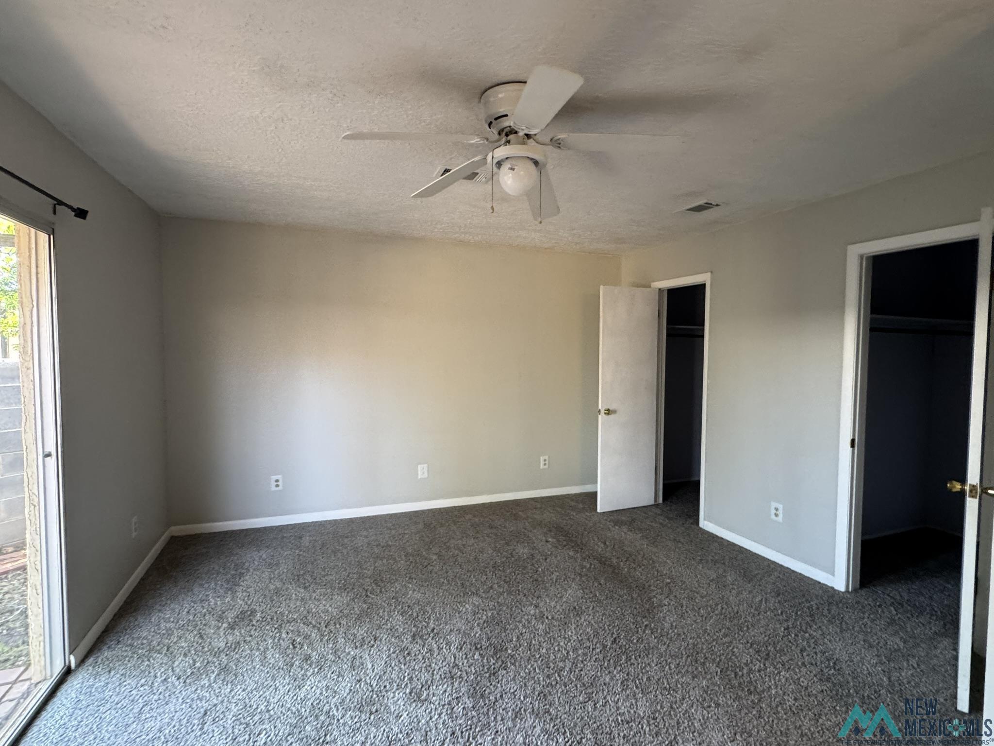 2916 Mandell Circle