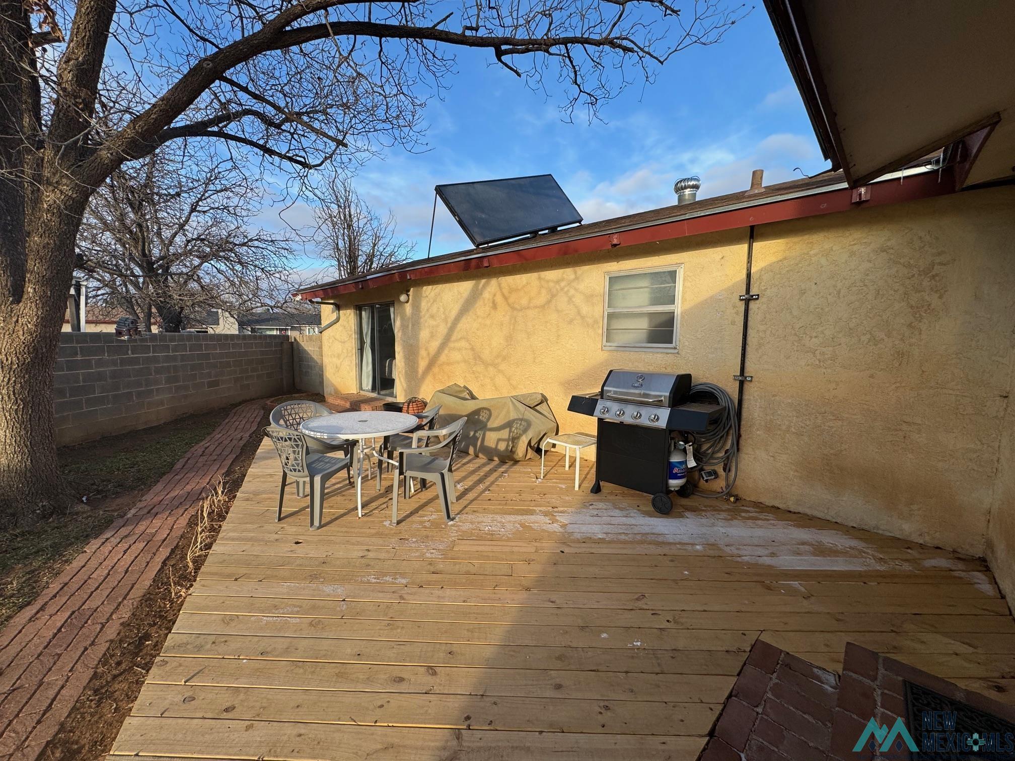 2916 Mandell Circle
