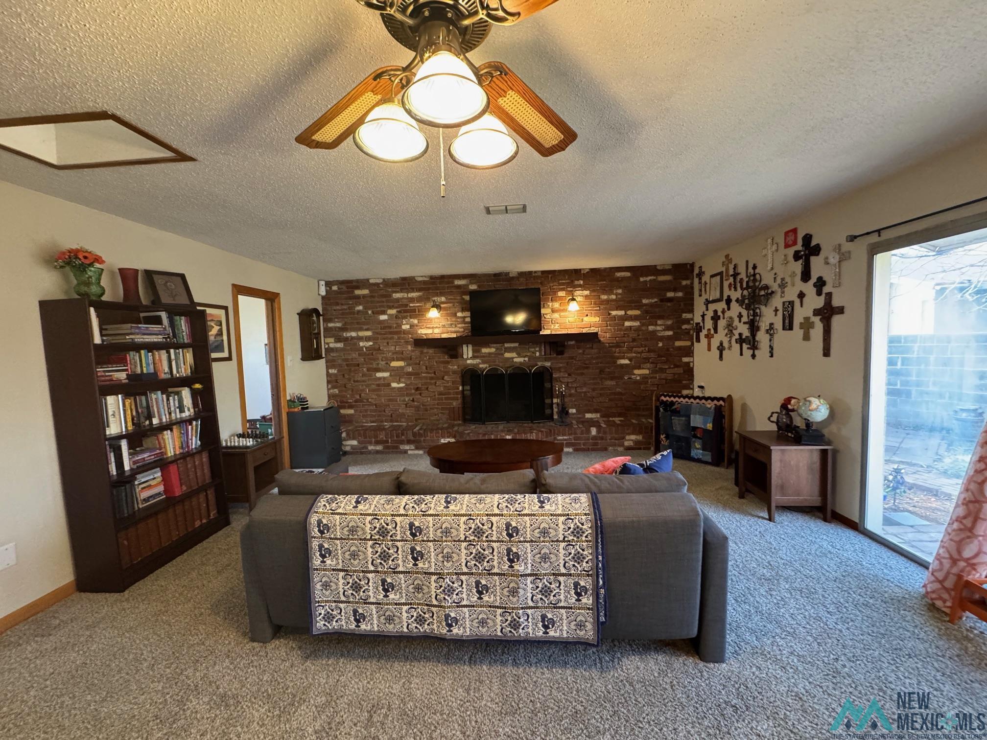 2916 Mandell Circle