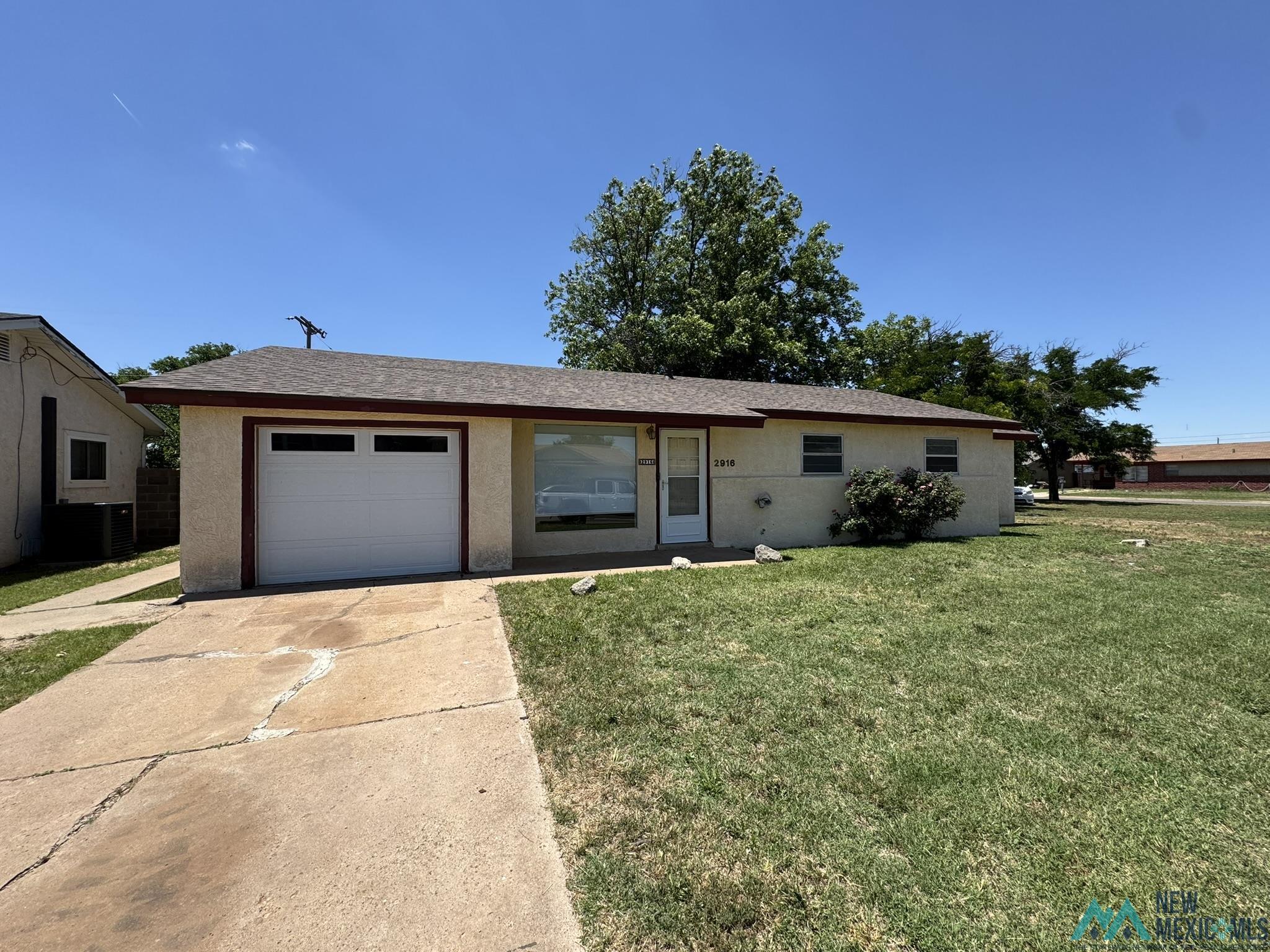 2916 Mandell Circle