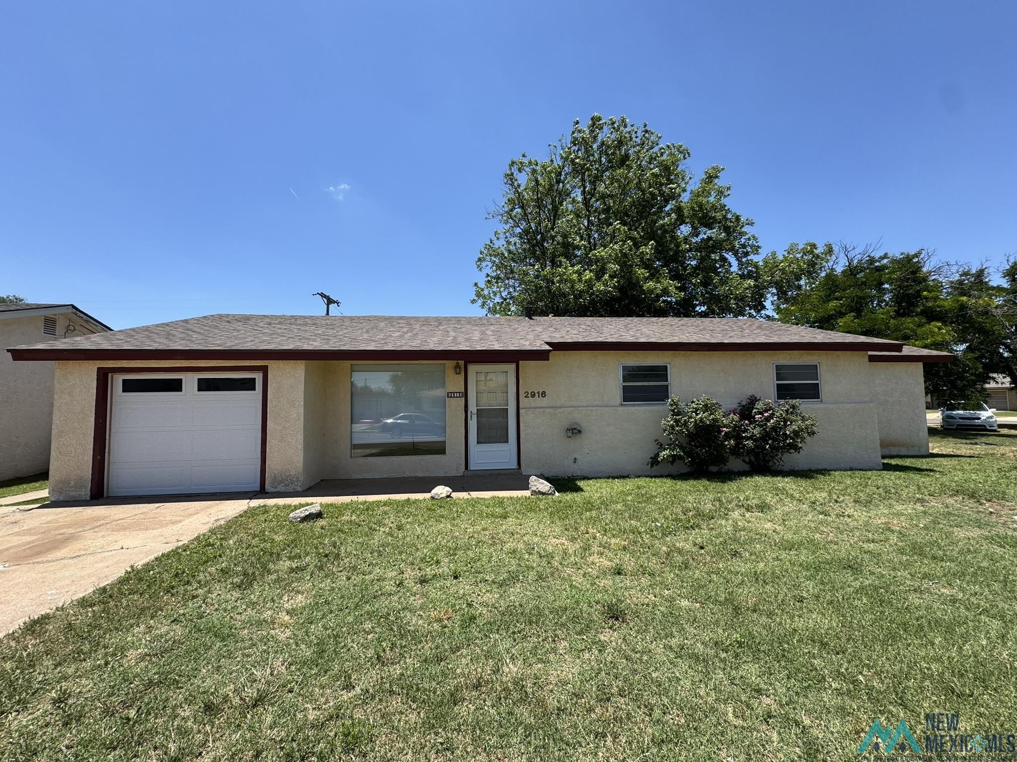 2916 Mandell Circle