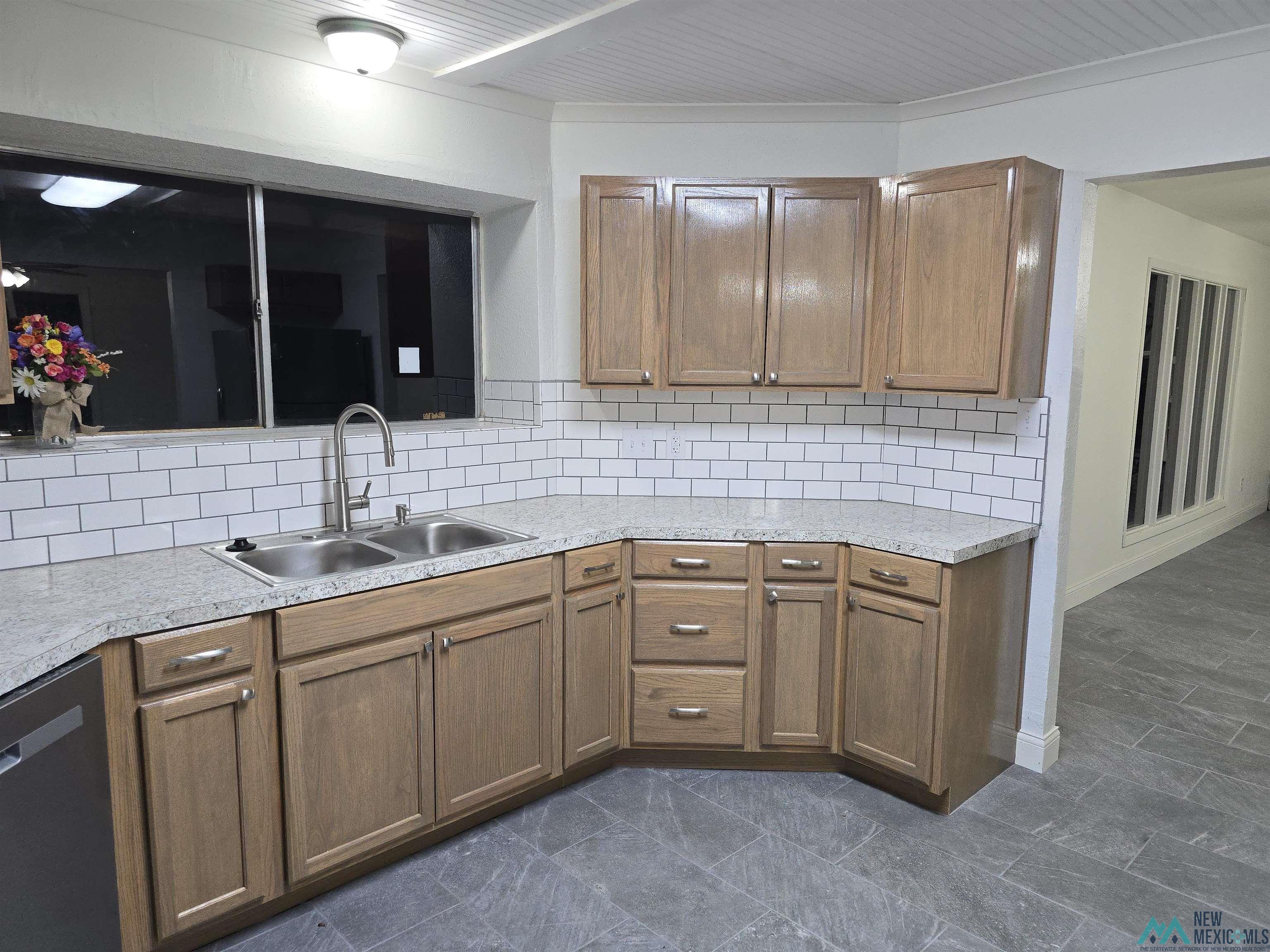 509 Corrales Road