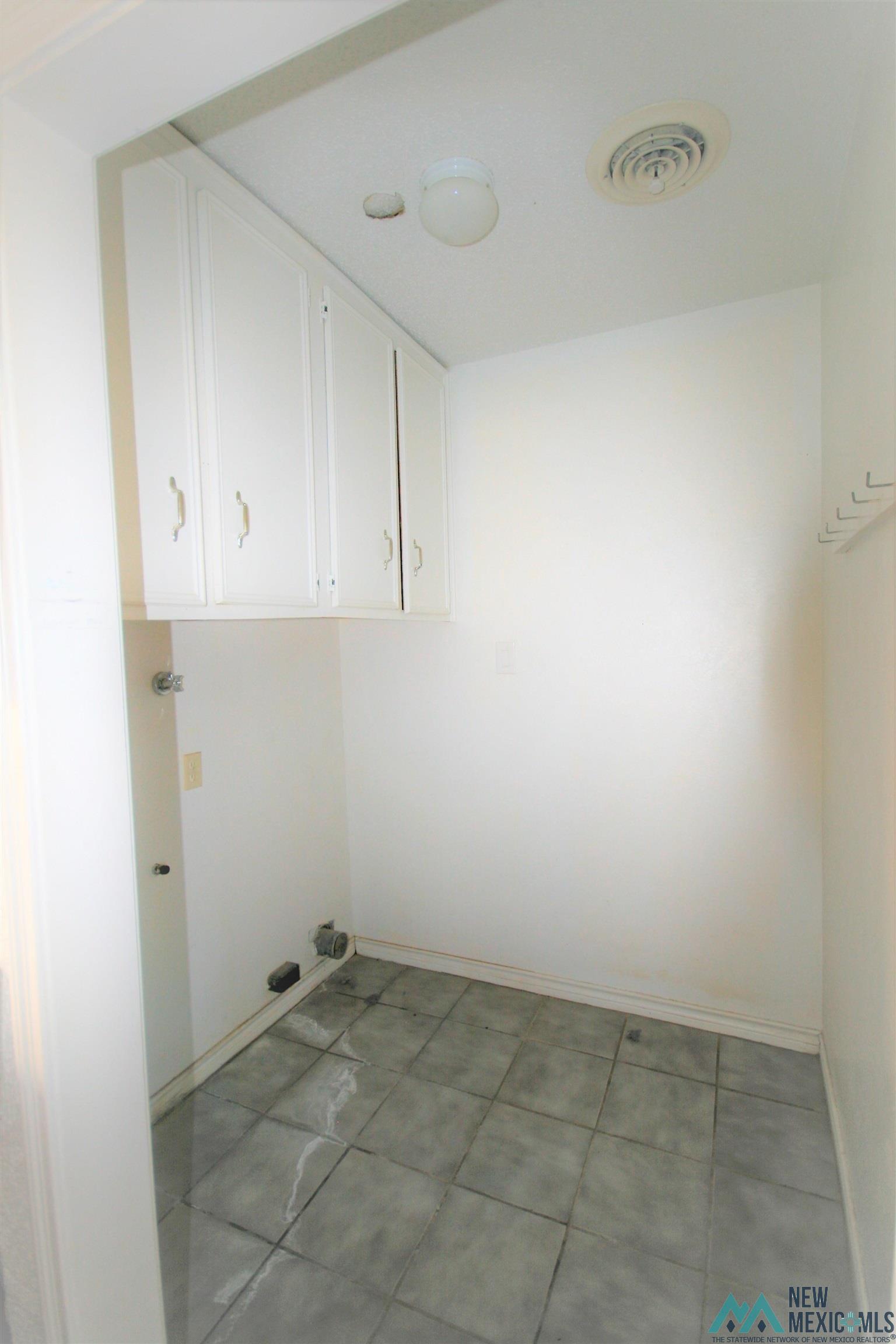 620 Circle Dr. Drive