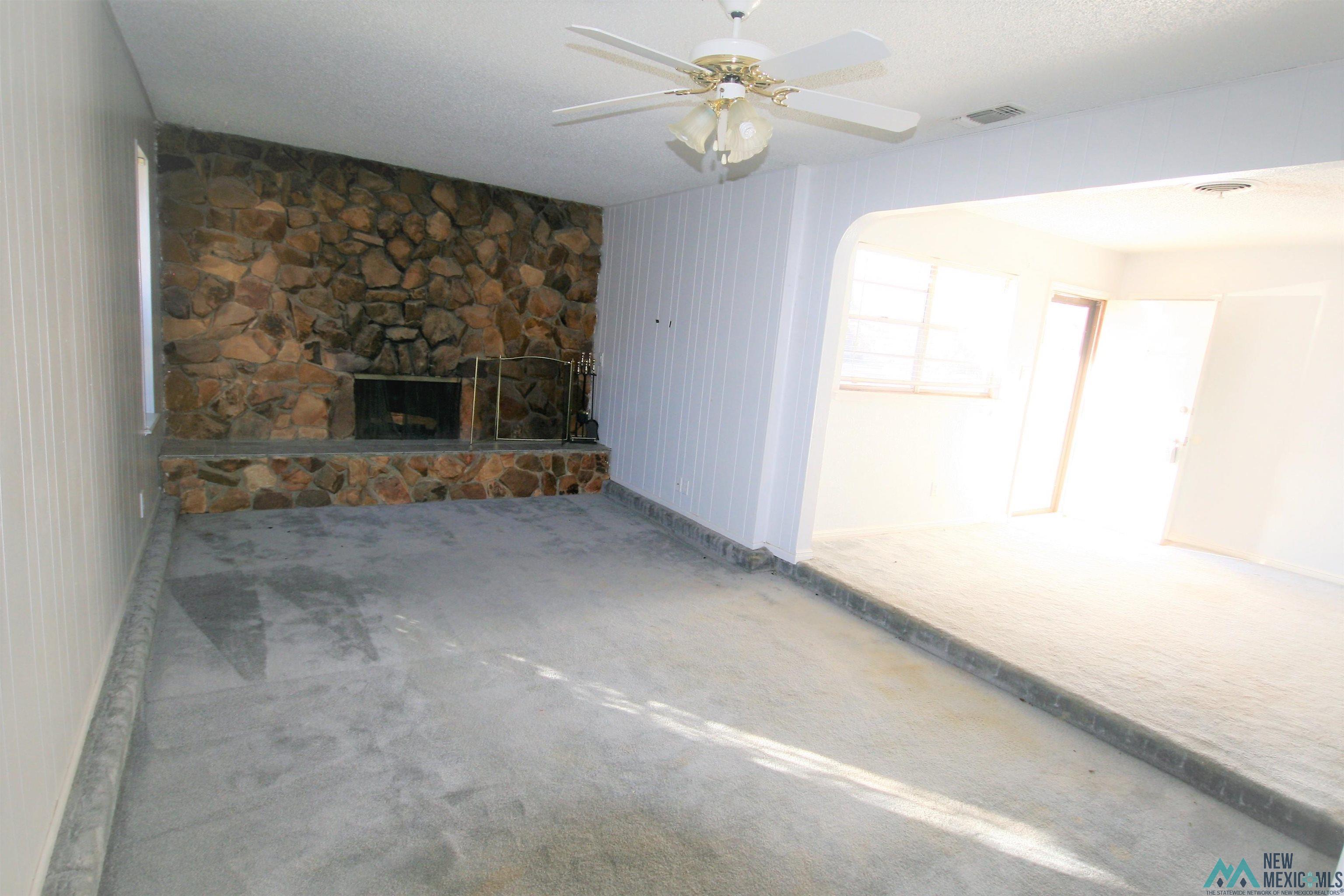 620 Circle Dr. Drive