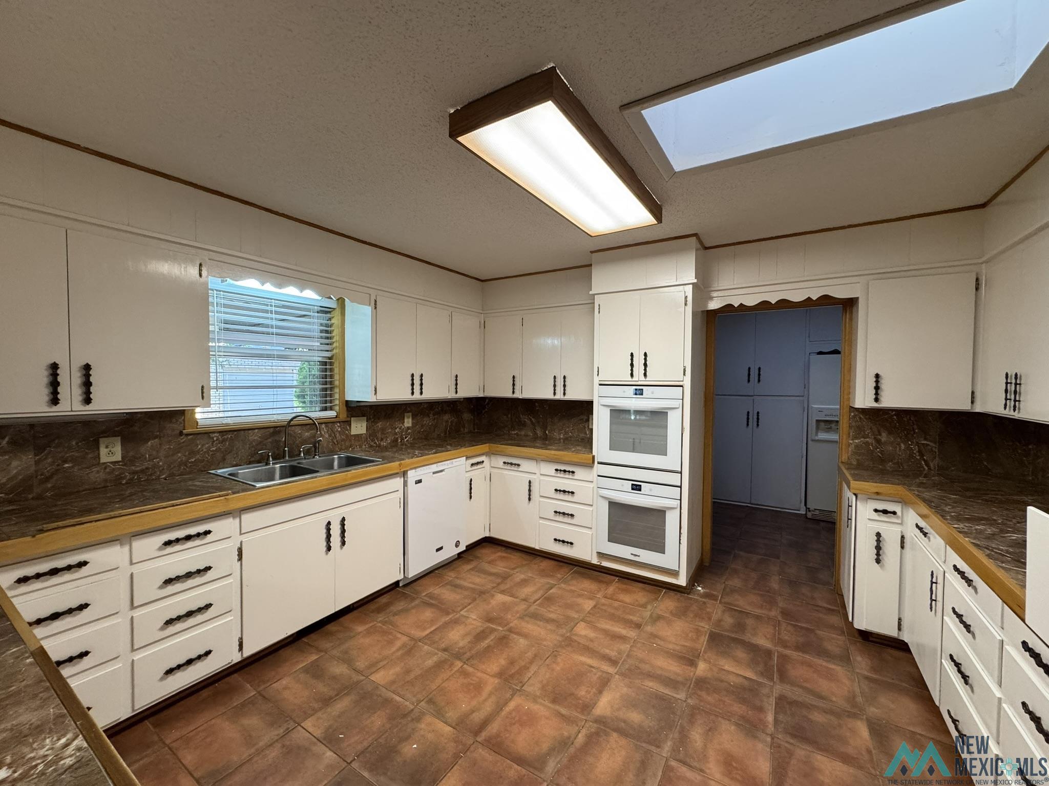1900 Enloe Drive