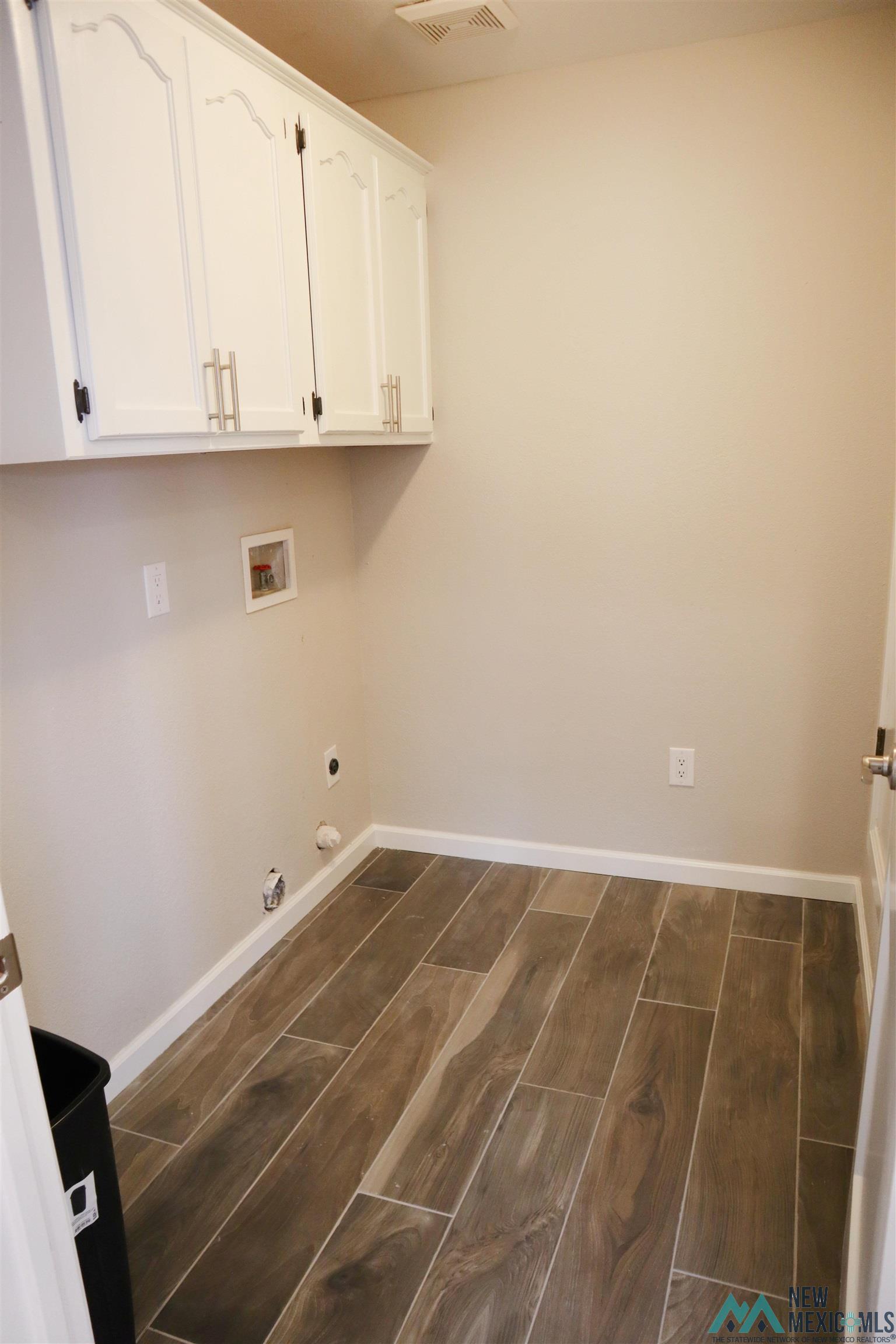 2213 Country Meadows Drive