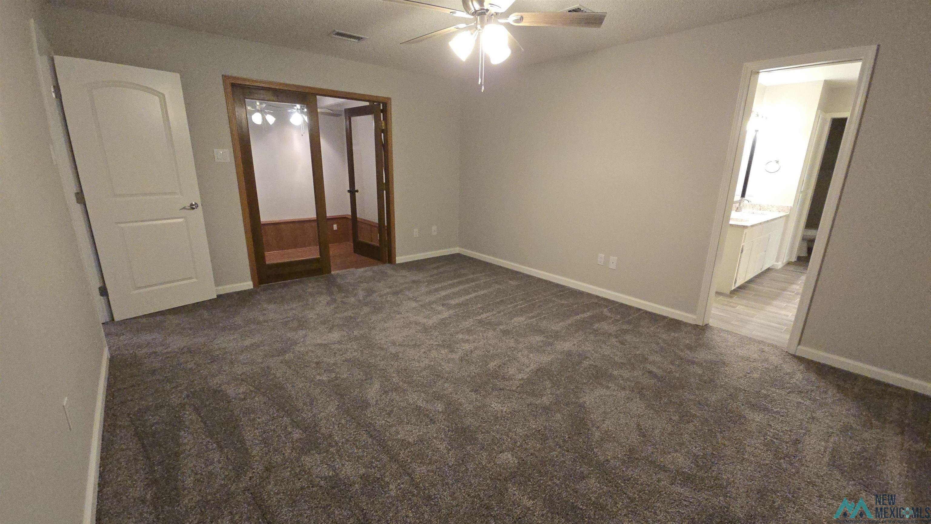800 Rosewood Drive