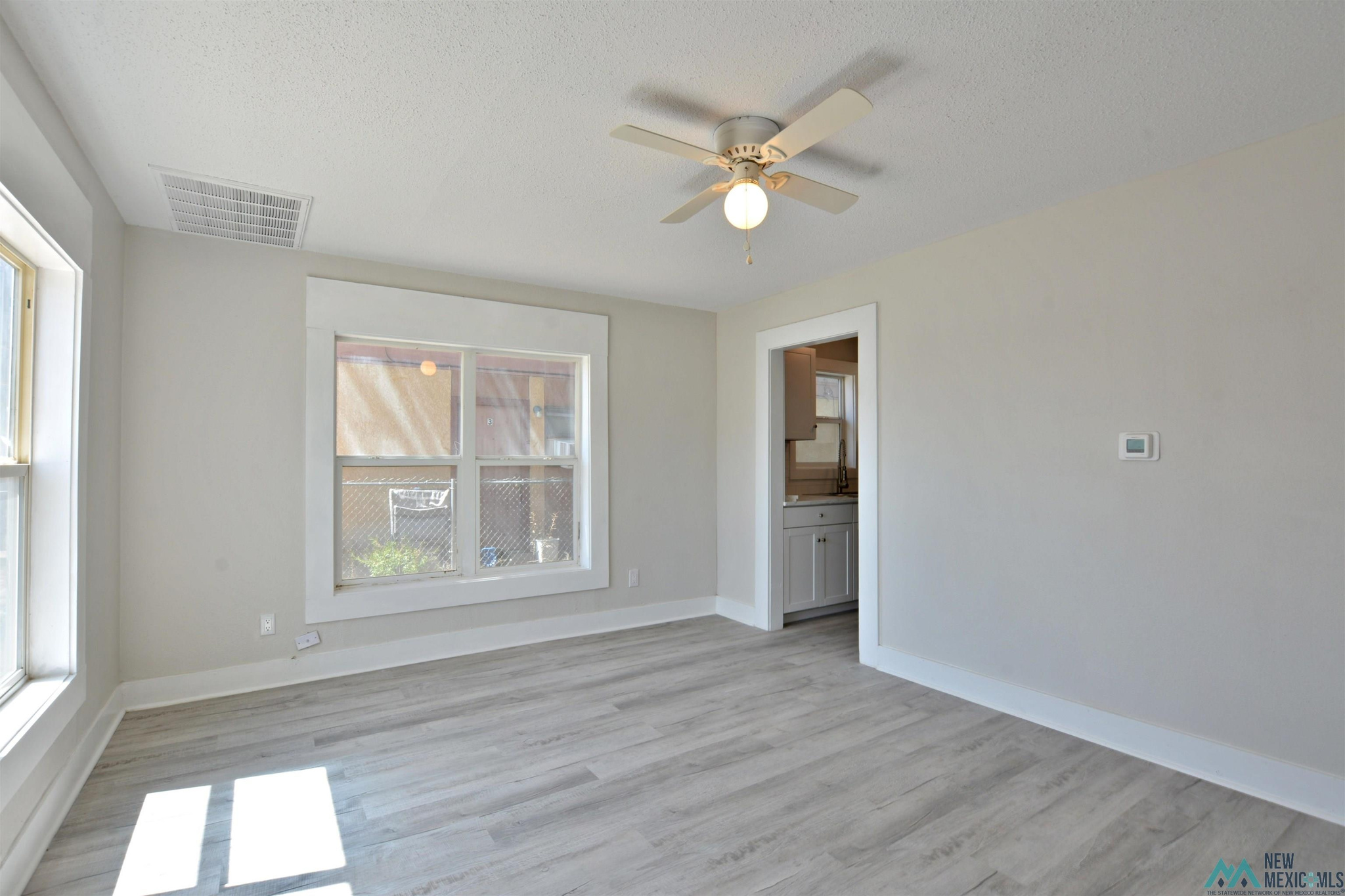 305 and 307 S Ave. D