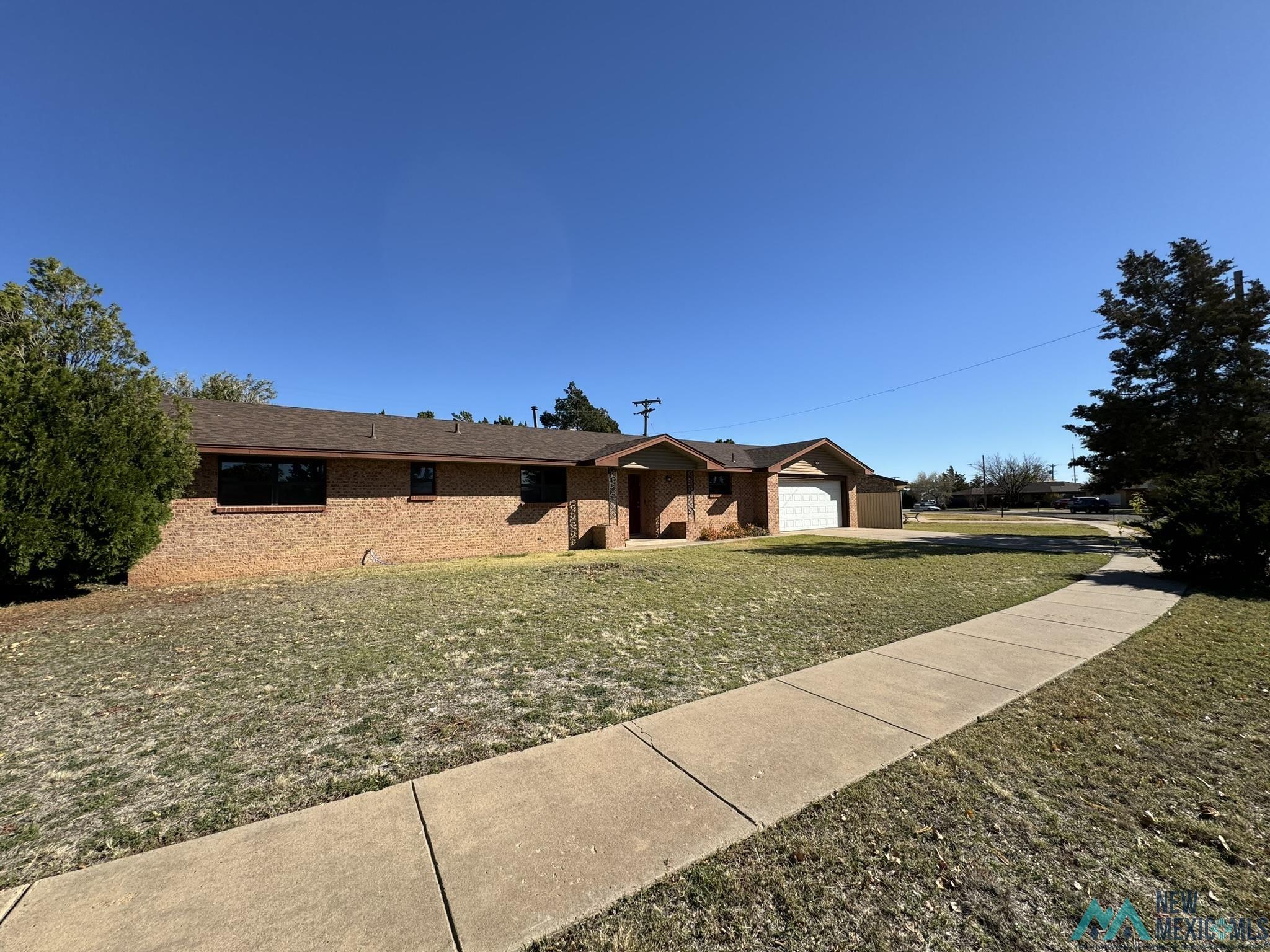 1201 W Yucca Drive