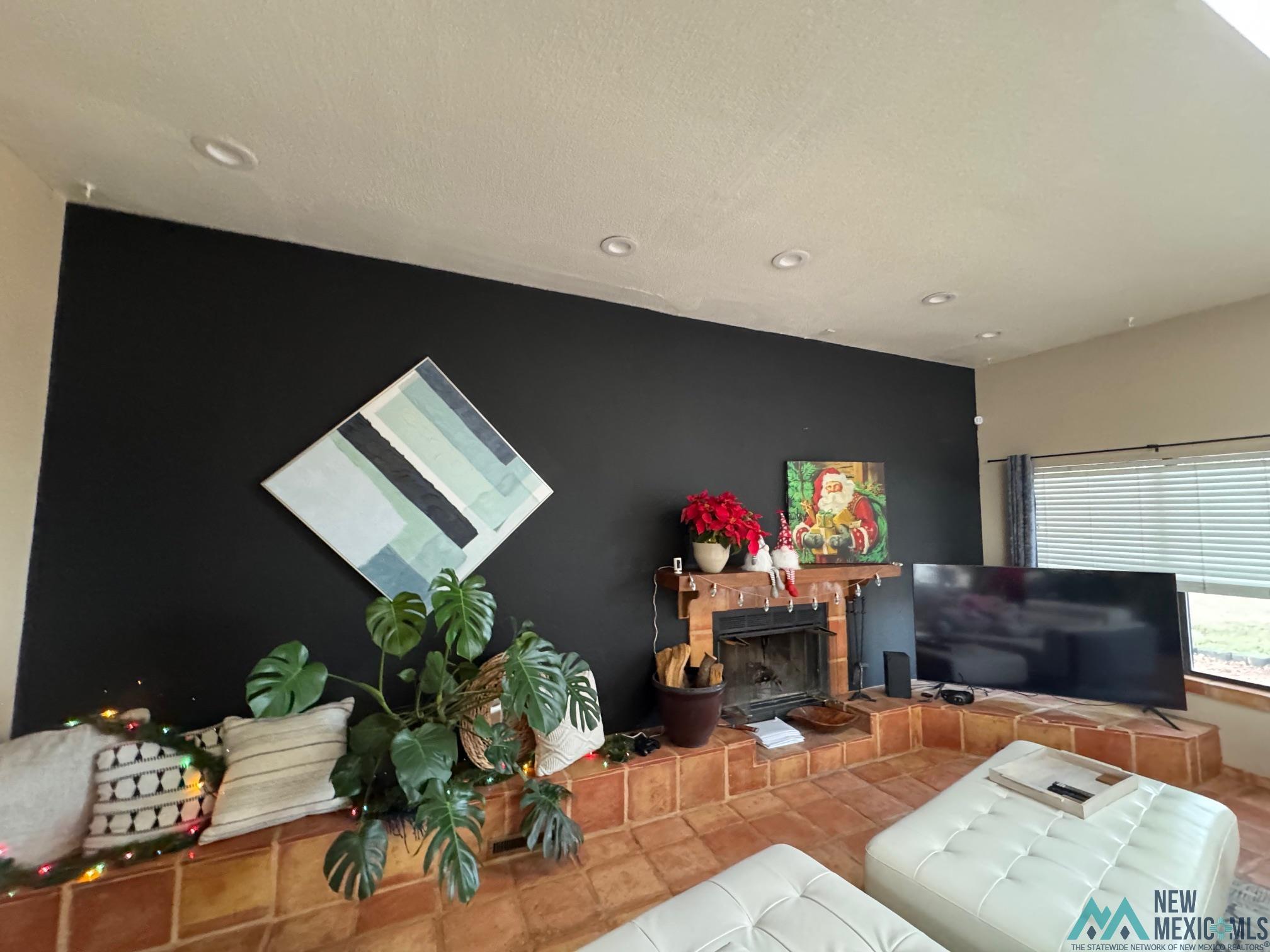 321 Diamondhead Drive