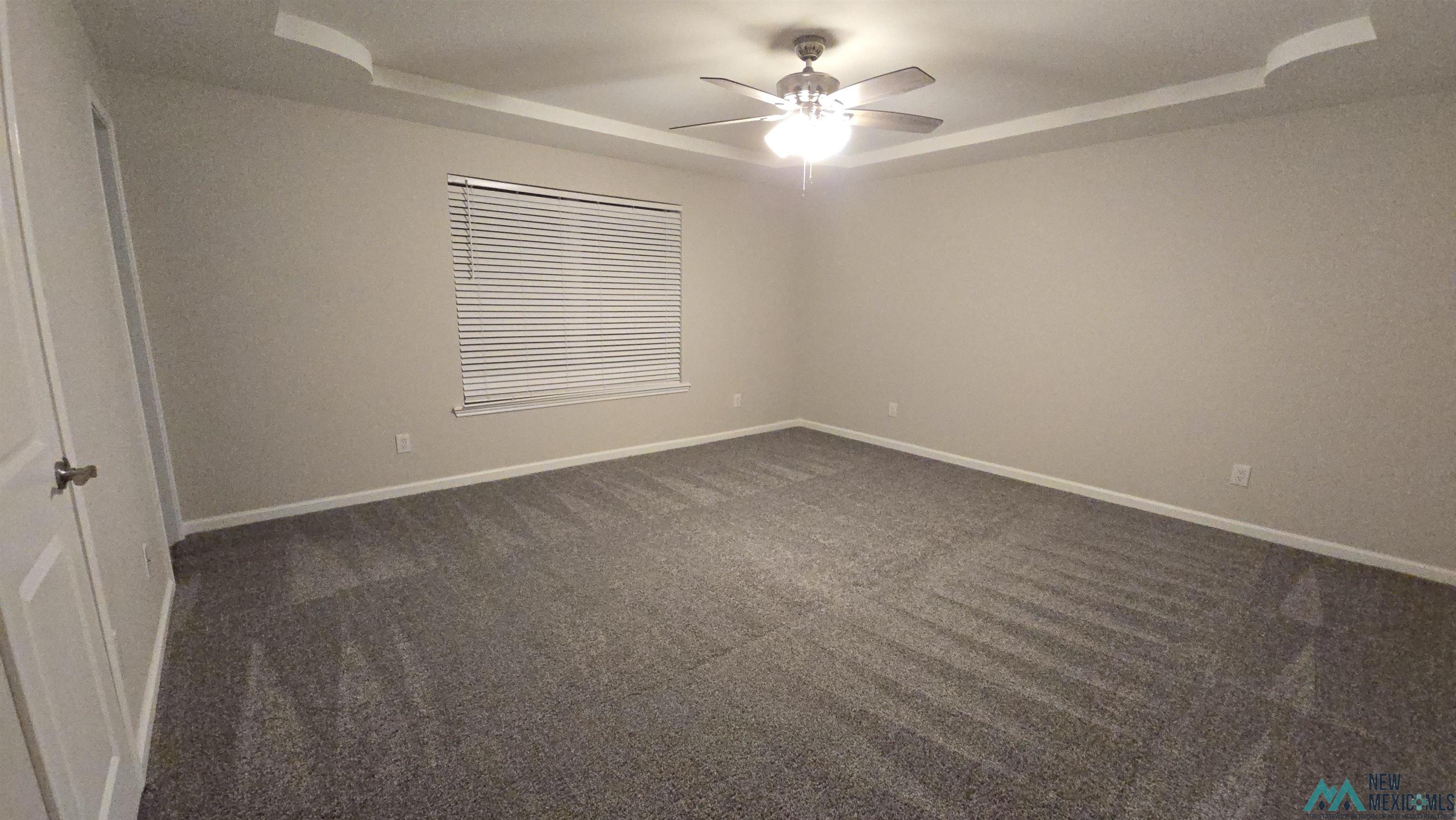 909 Rosewood Drive