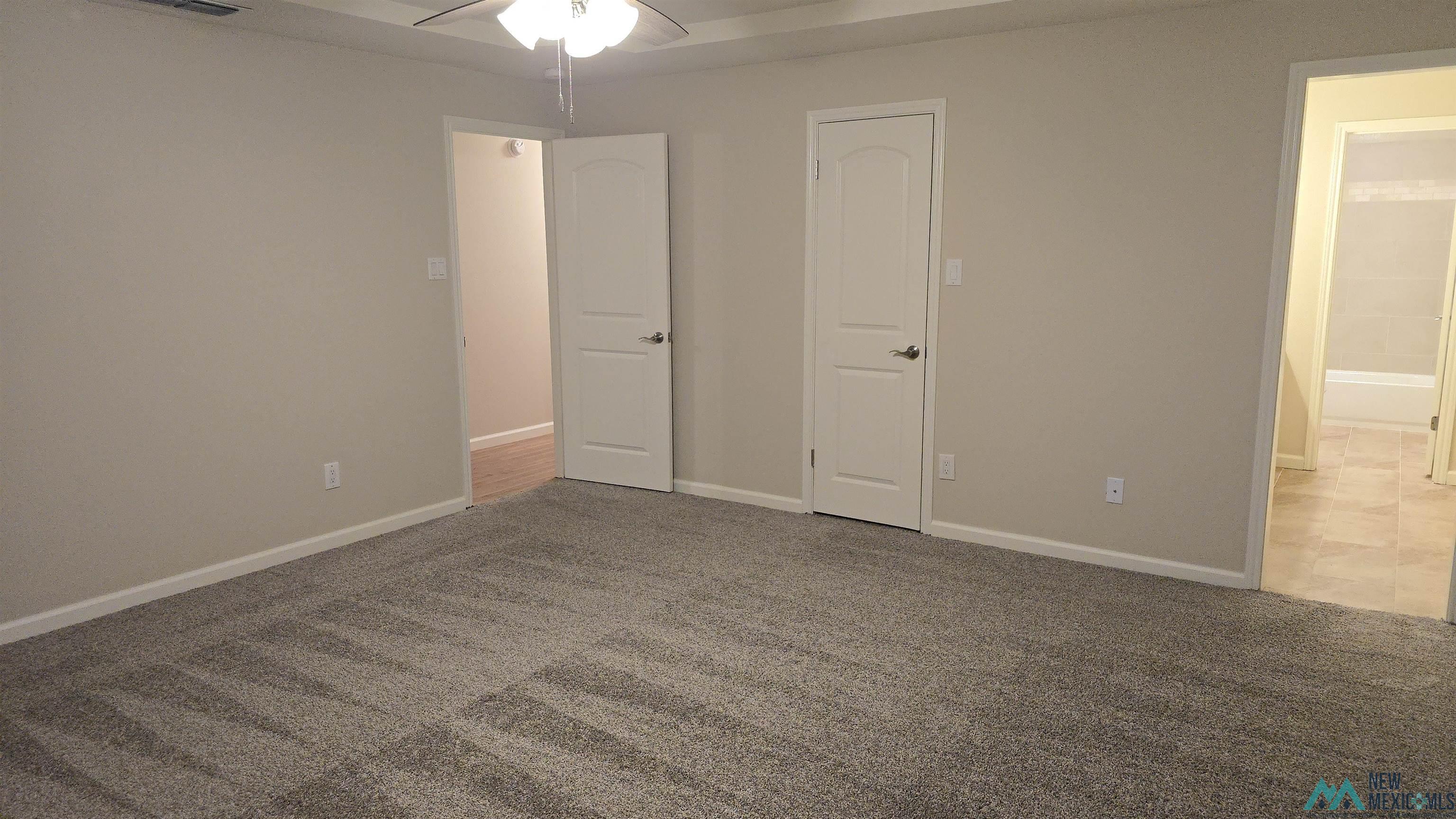 909 Rosewood Drive