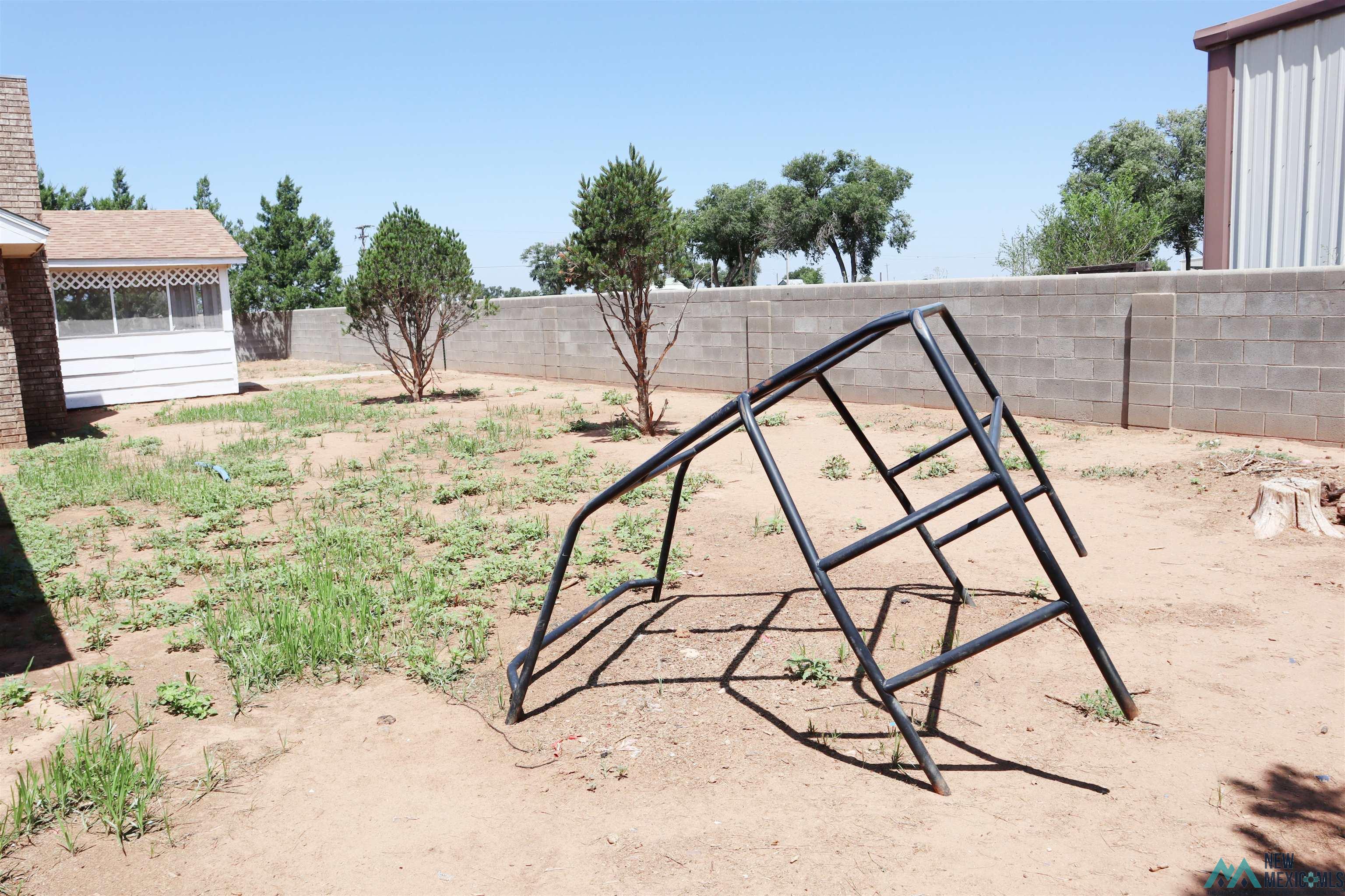 2120 S Roosevelt Rd 4 Lane, Portales