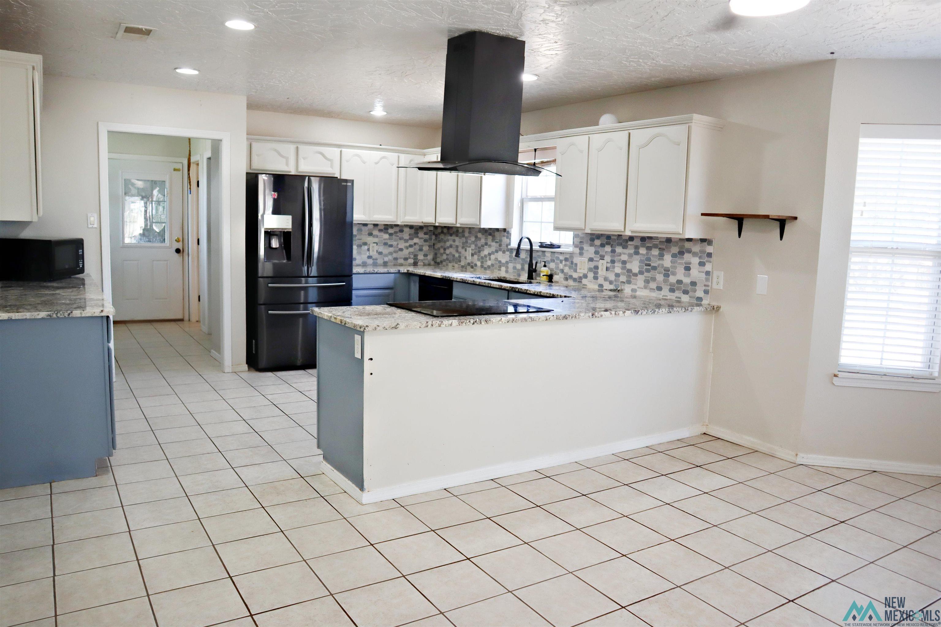 2120 S Roosevelt Rd 4 Lane, Portales