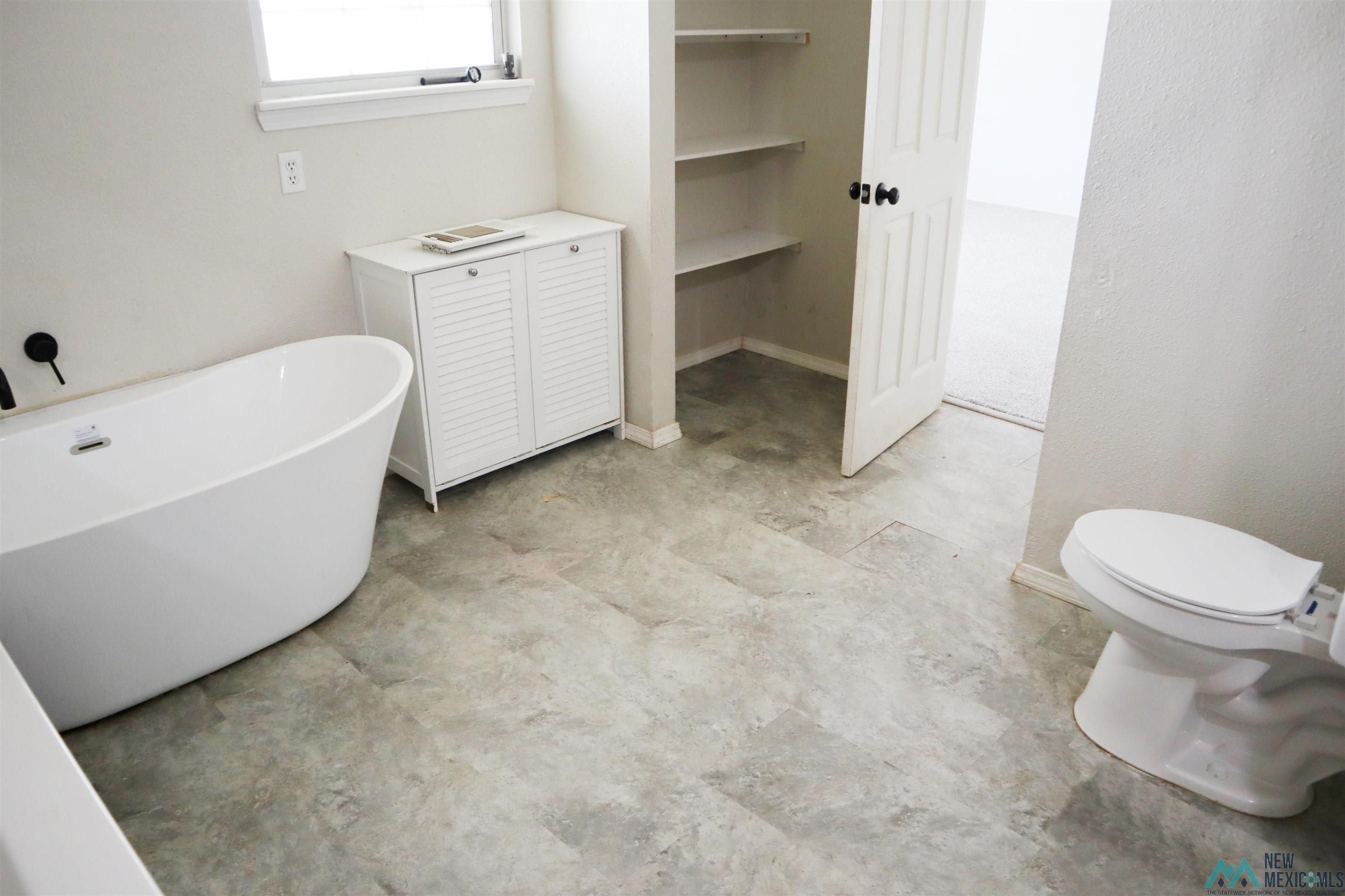 2120 S Roosevelt Rd 4 Lane, Portales