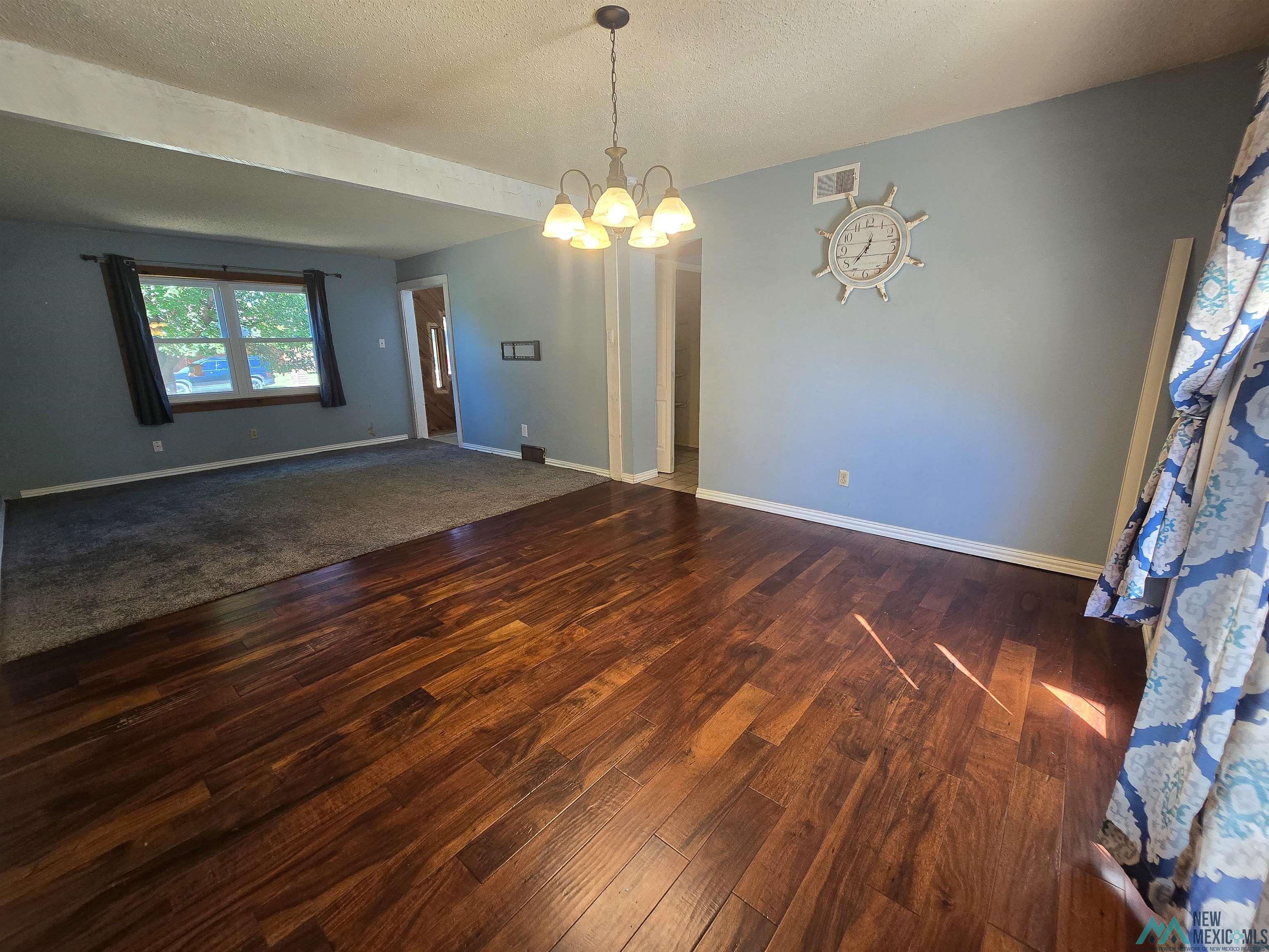 1701 Courtland Circle, Clovis