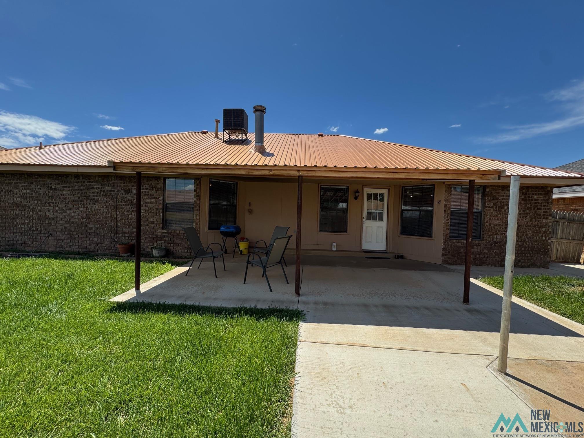 1605 Windsor Way Way