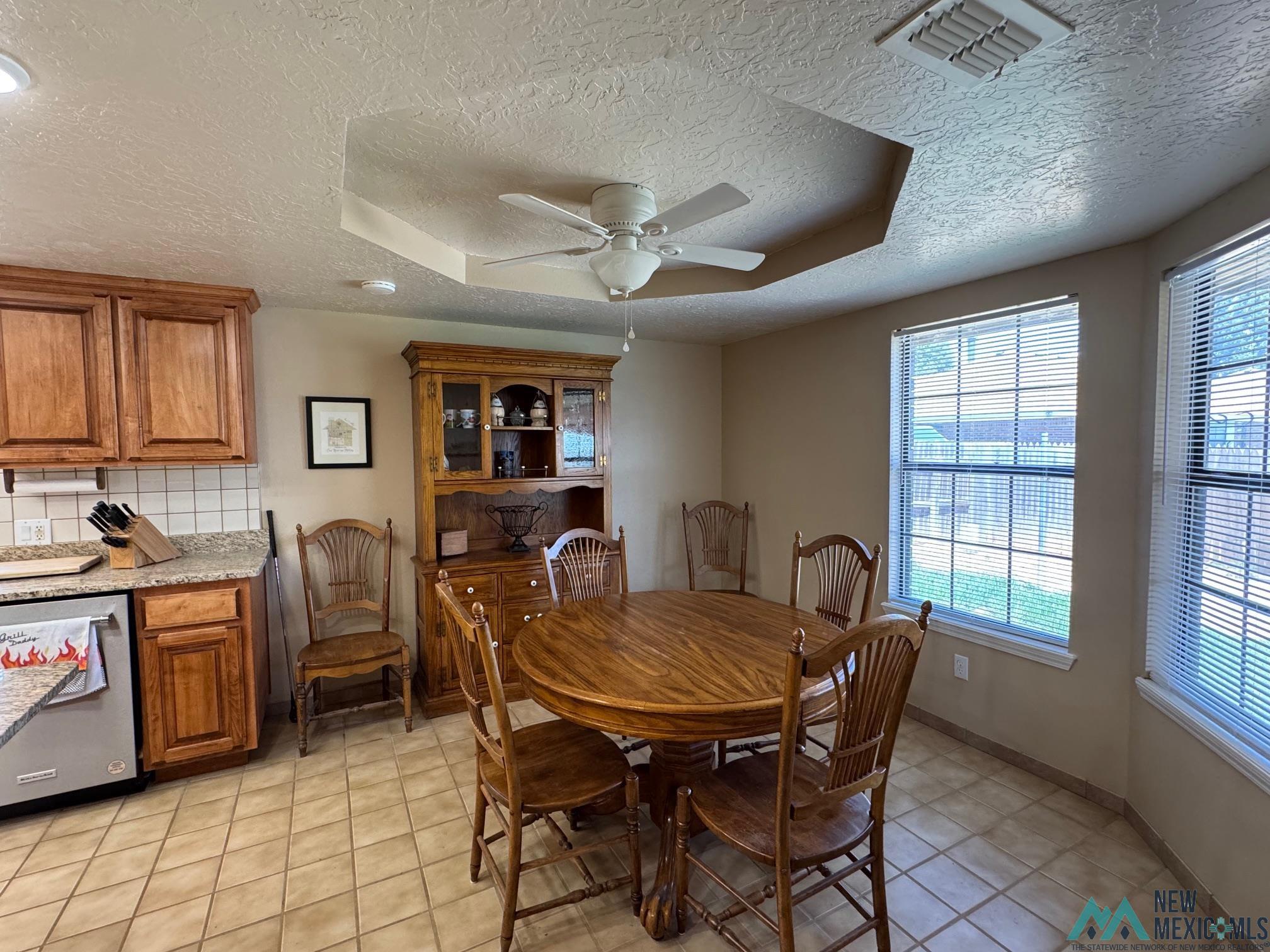 1605 Windsor Way Way